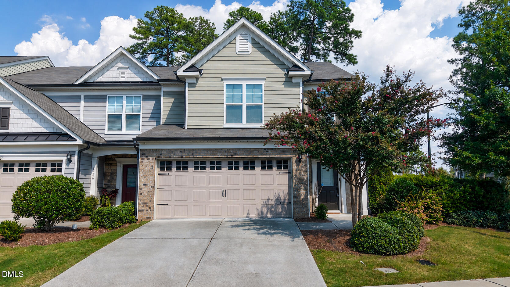 1004 Saffron Loop