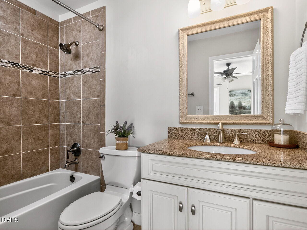 6703 Queen Annes Drive Property Photo 8