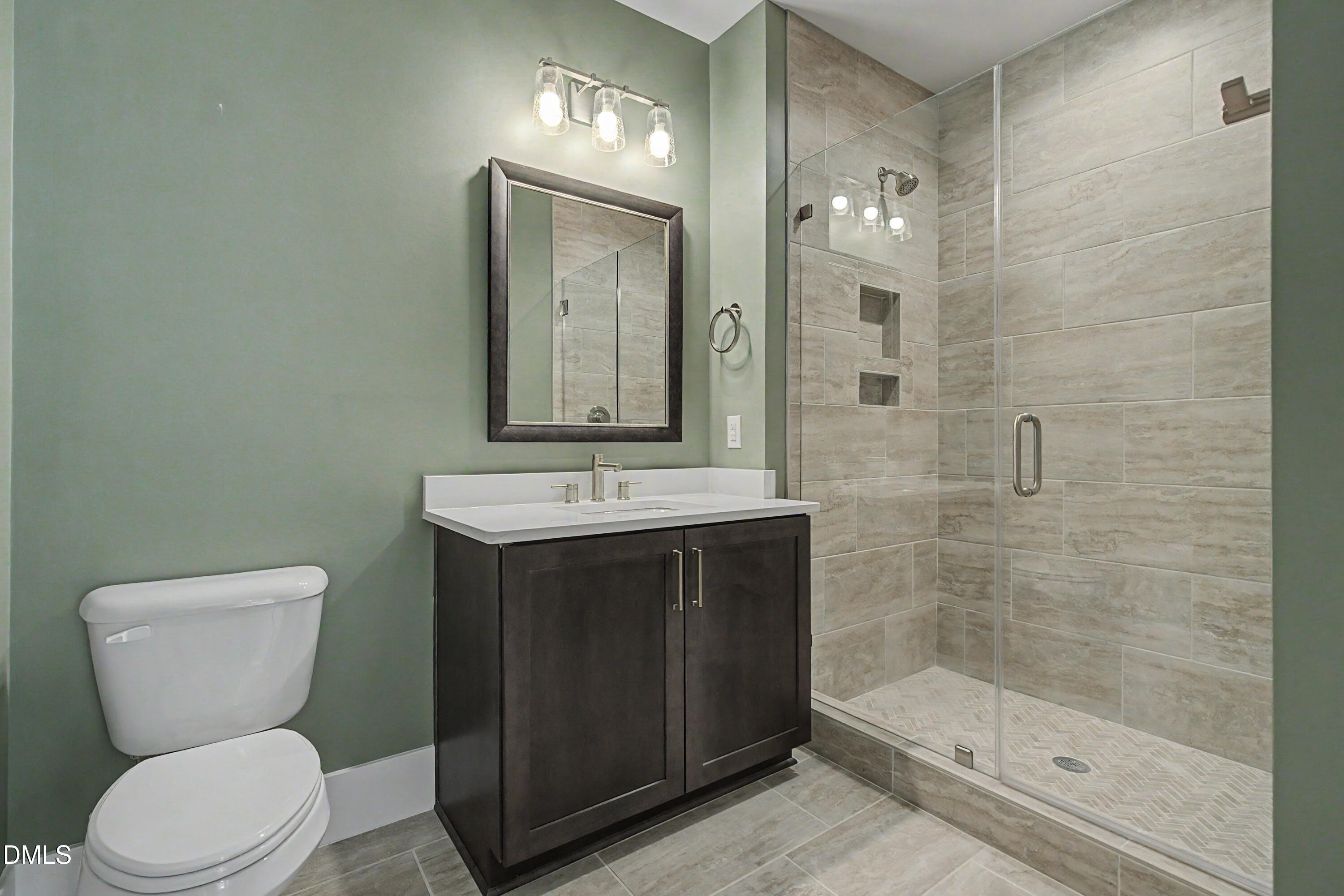 163 E Park Street Property Photo 10