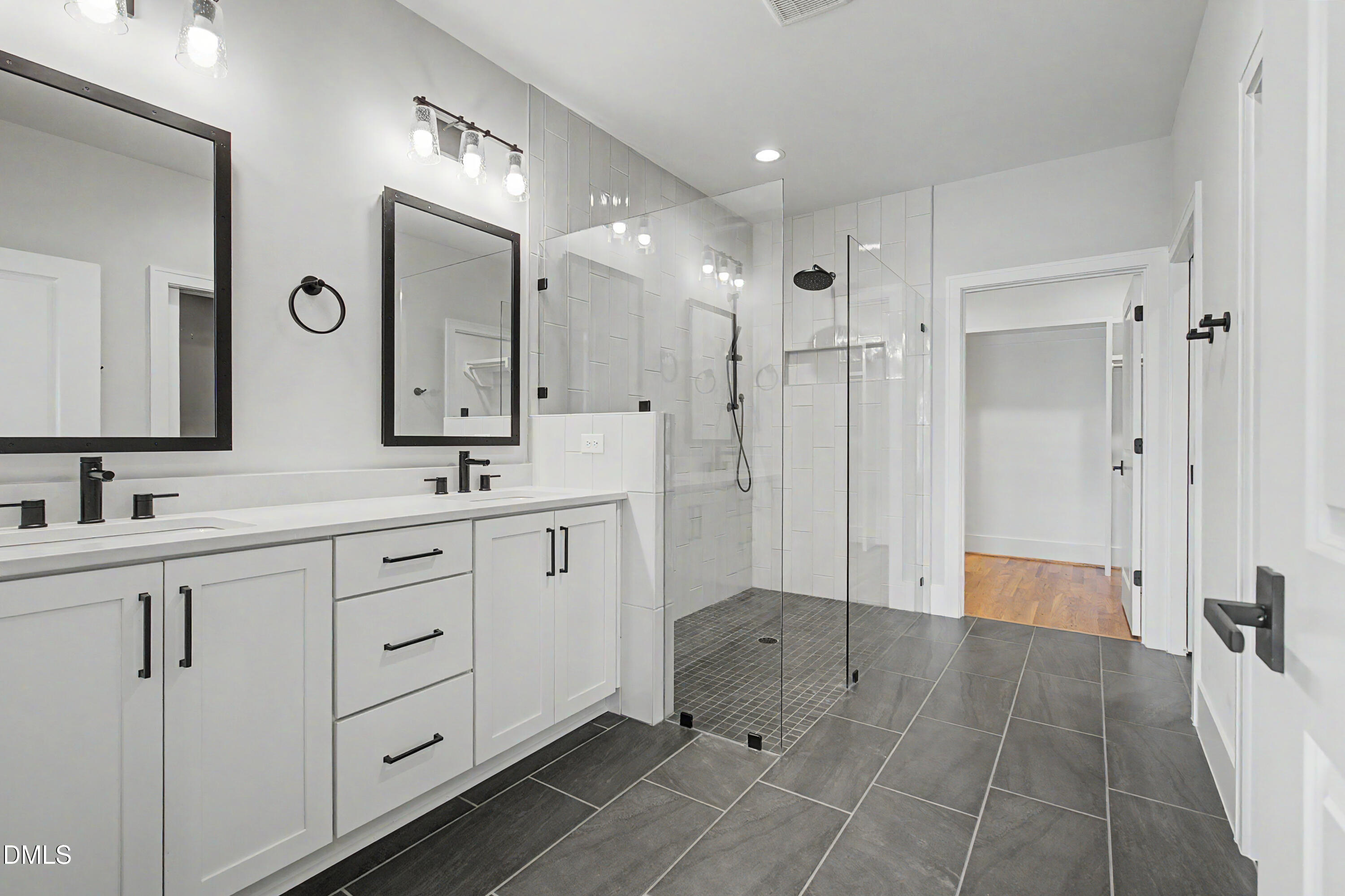 163 E Park Street Property Photo 39