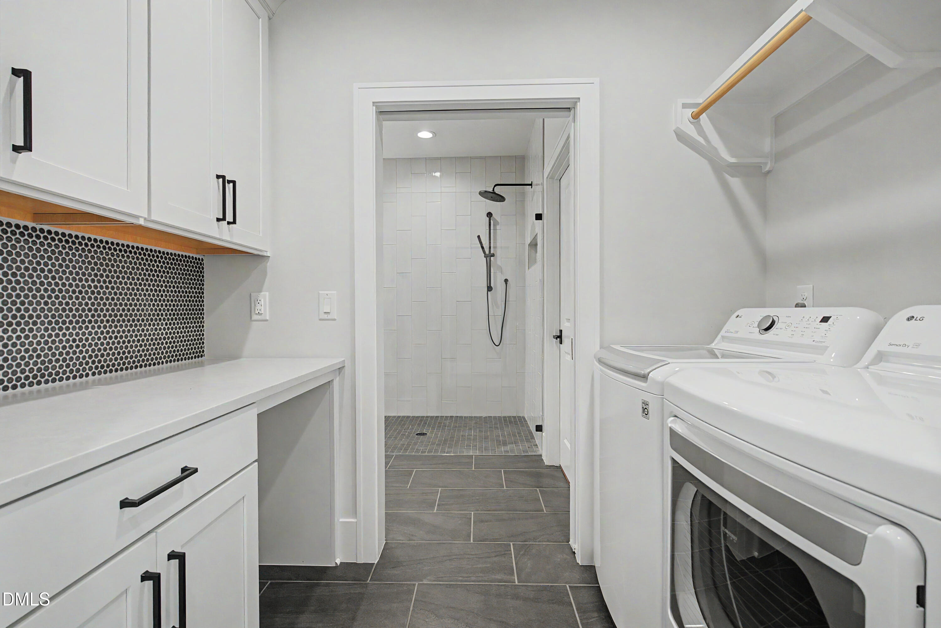163 E Park Street Property Photo 45