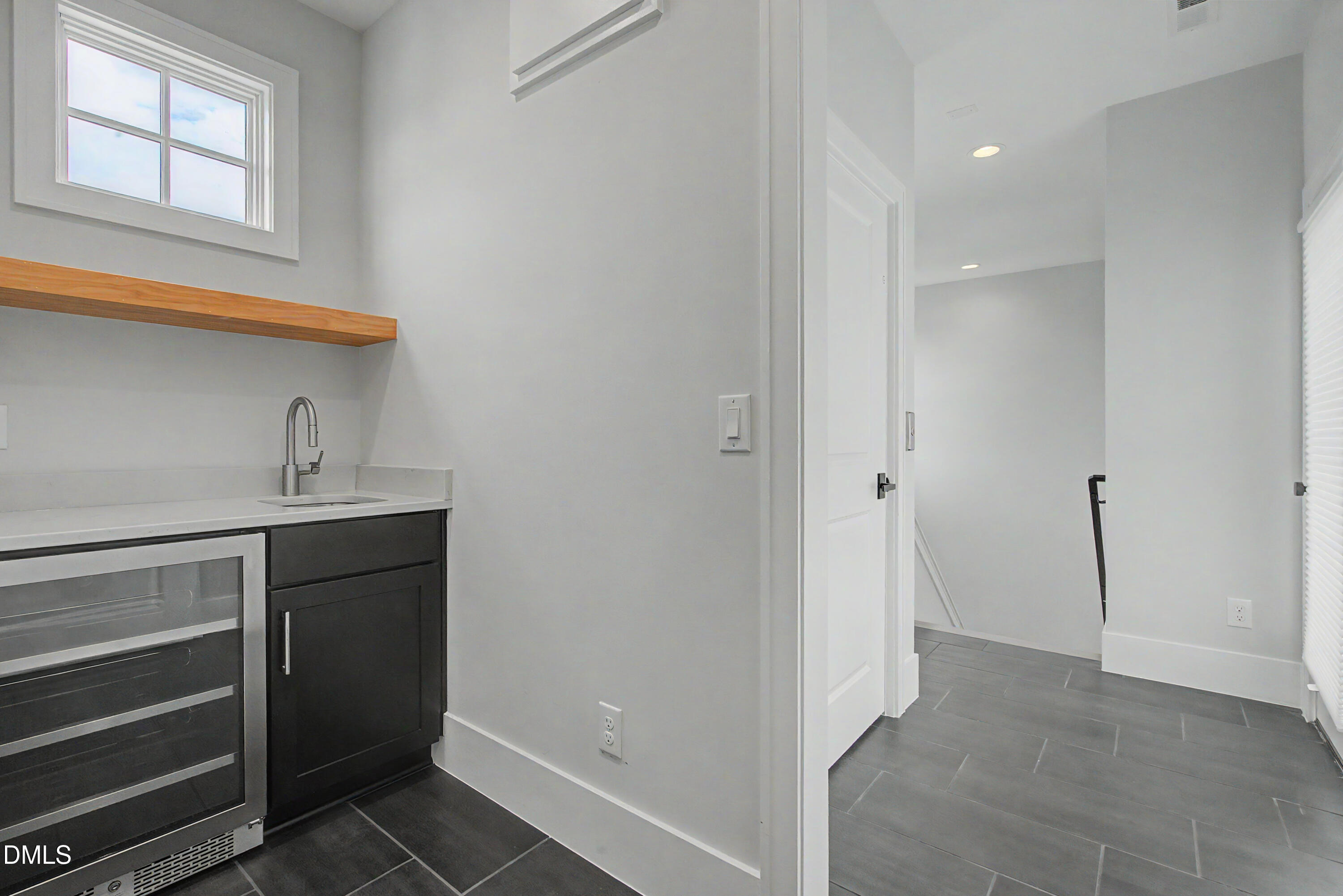 163 E Park Street Property Photo 49