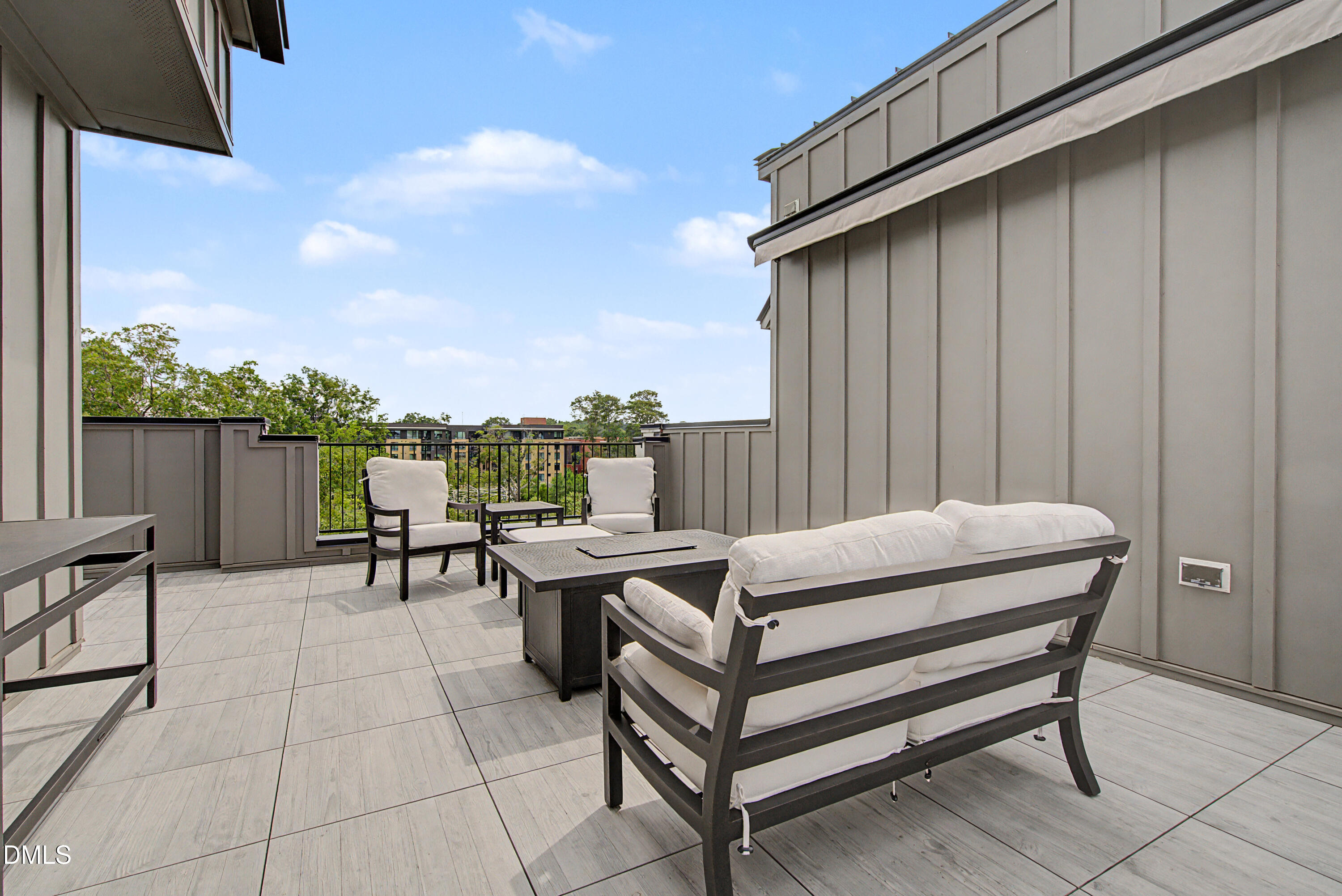 163 E Park Street Property Photo 51