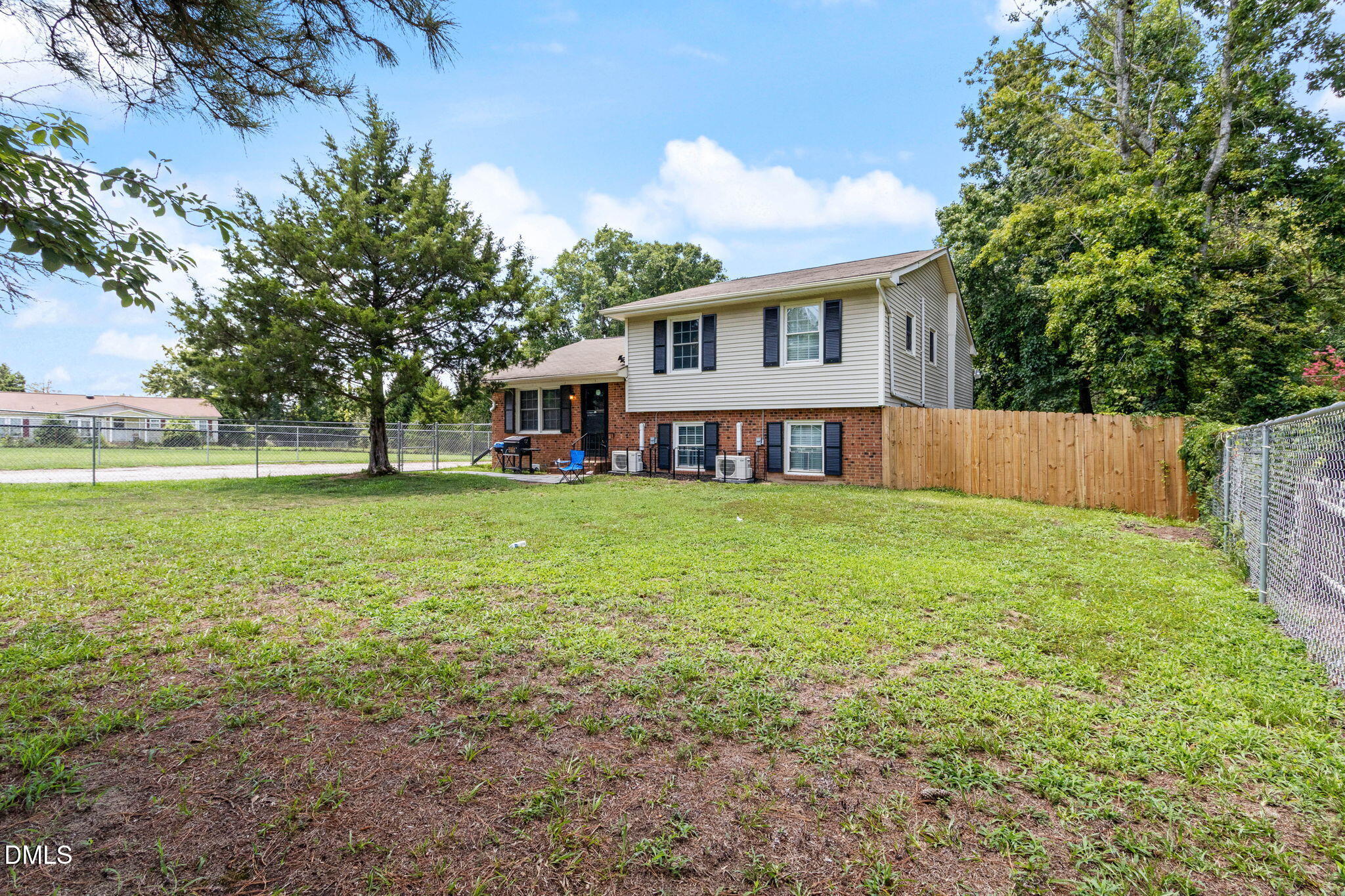 3761 Wakefield Lane Property Photo 2