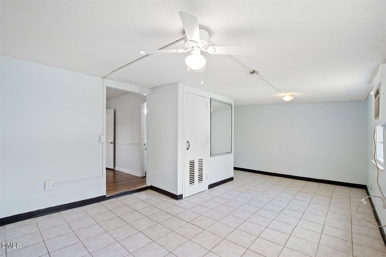 3761 Wakefield Lane Property Photo 14