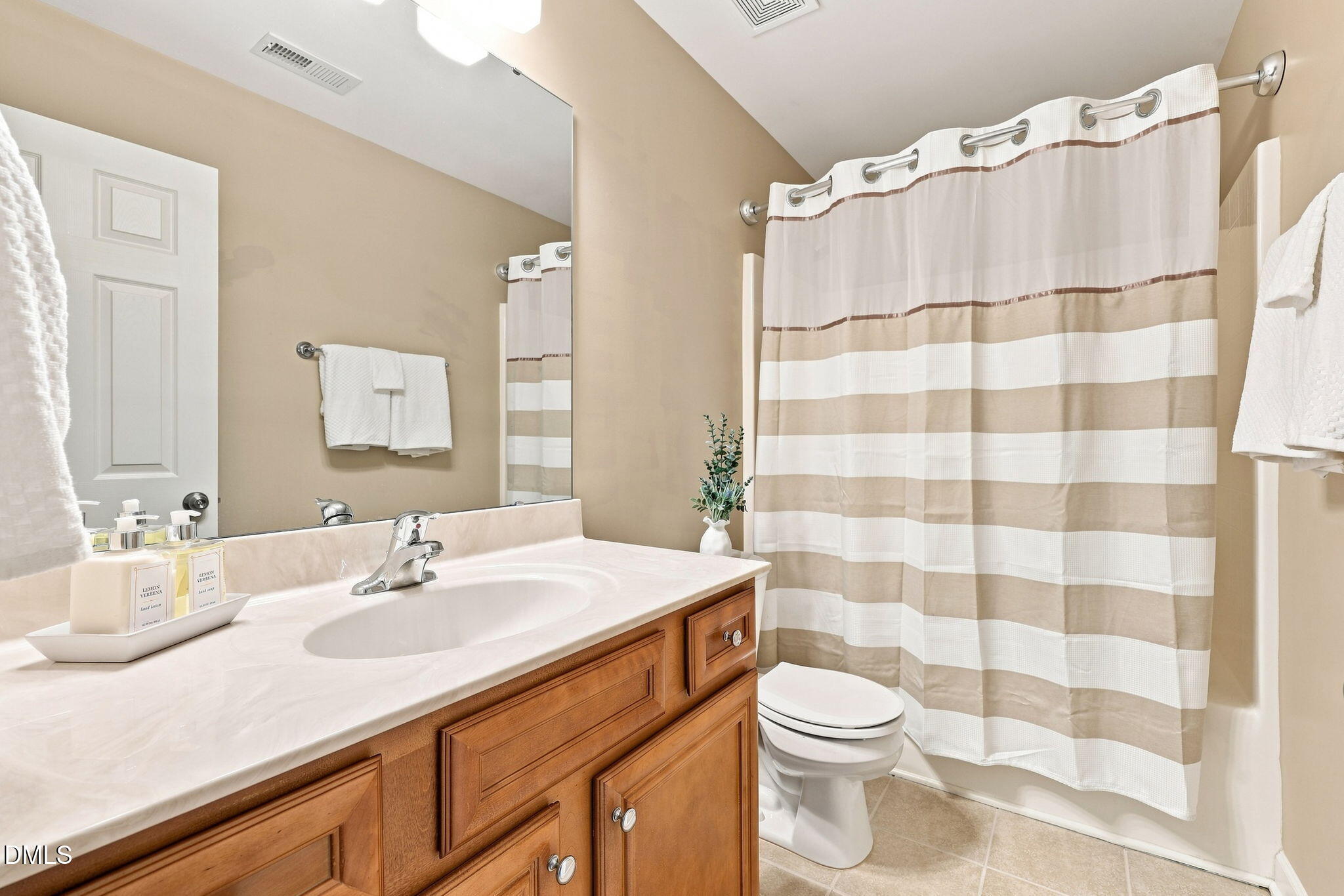 1200 Dexter Ridge Drive Property Photo 28