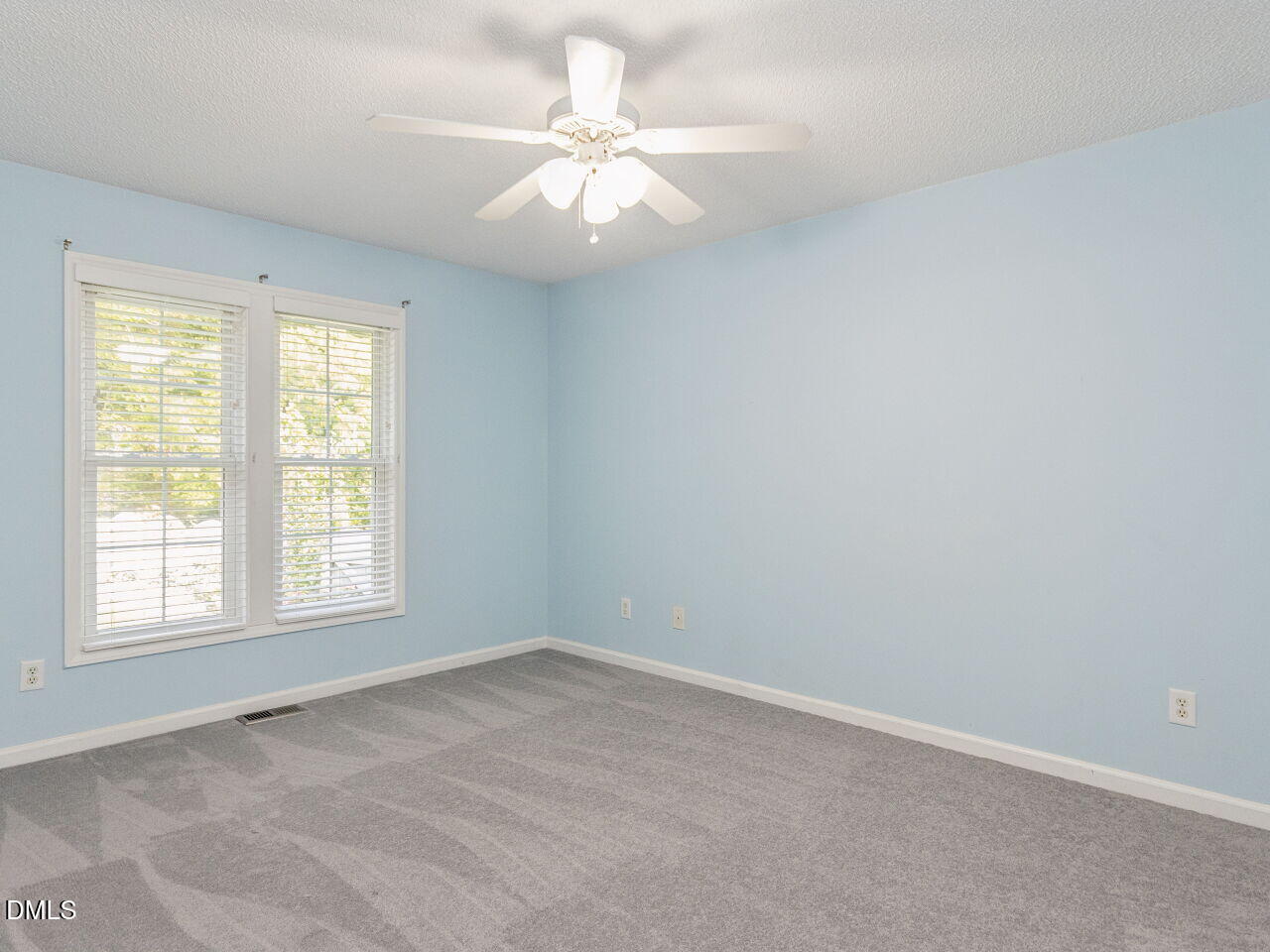 3337 Neptune Drive Property Photo 12