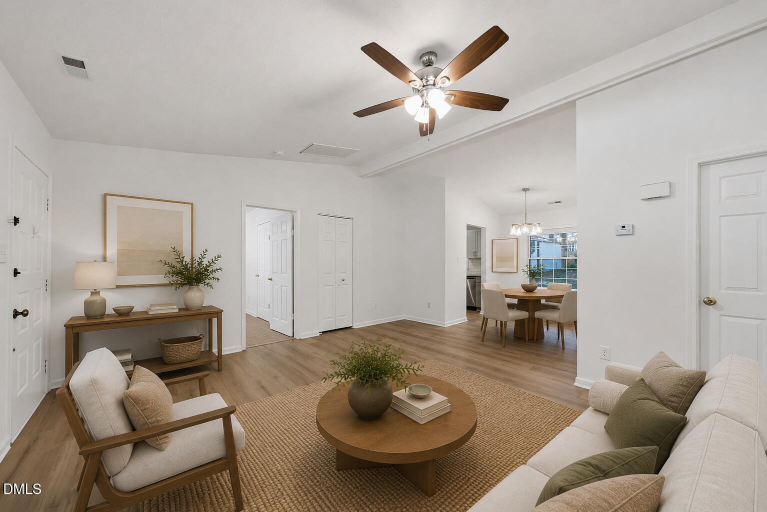 2400 Perennial Street Property Photo 6