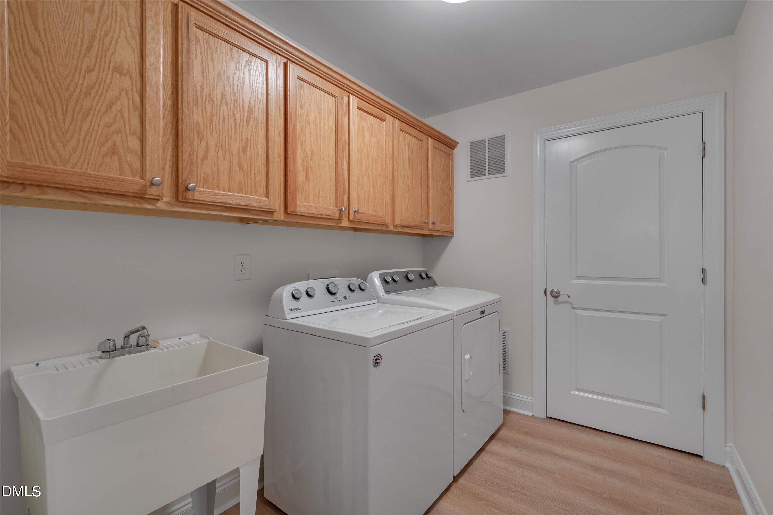 1169 Blue Bird Lane Property Photo 23