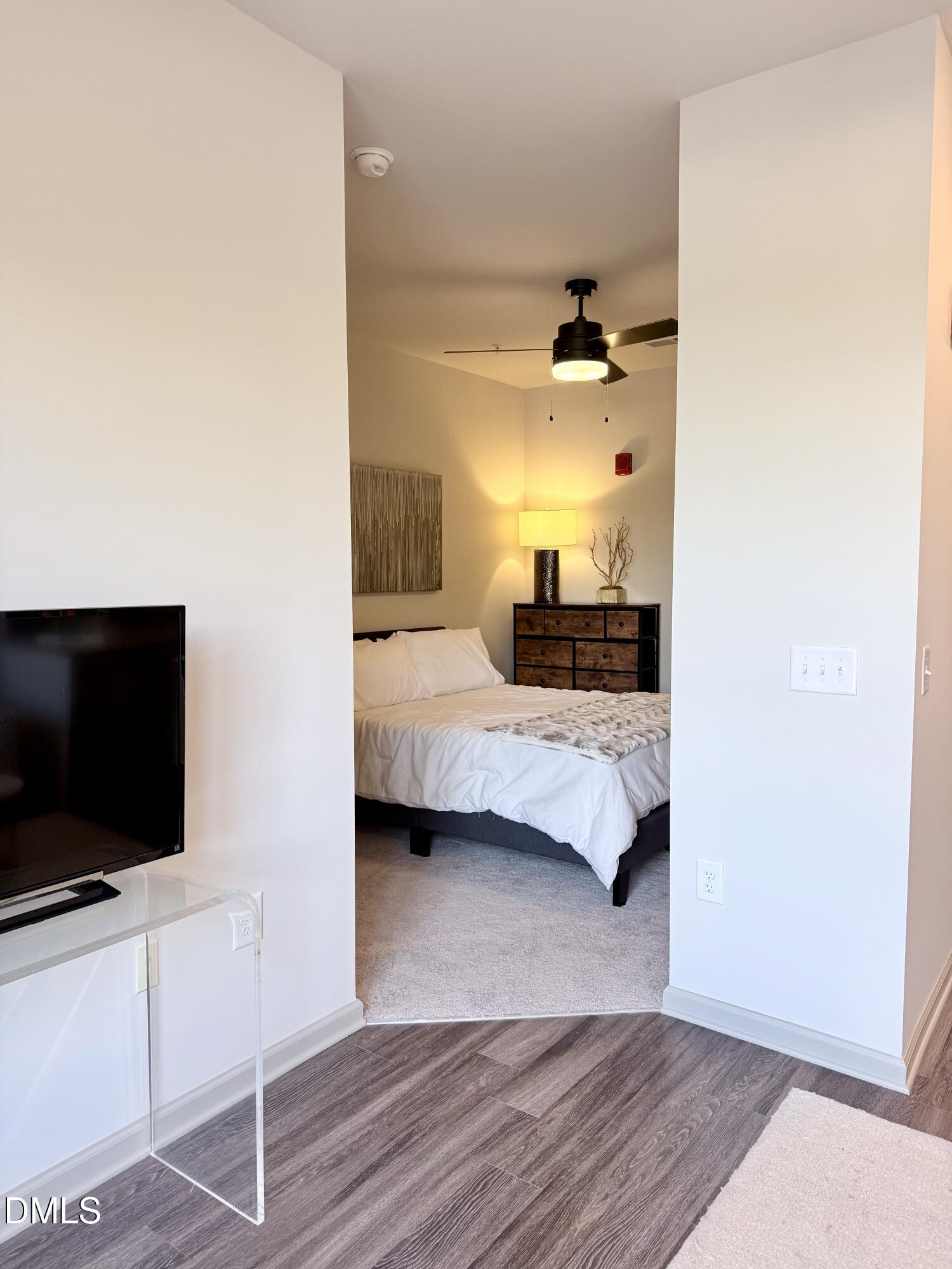 2210 Gathering Square Court Property Photo 4