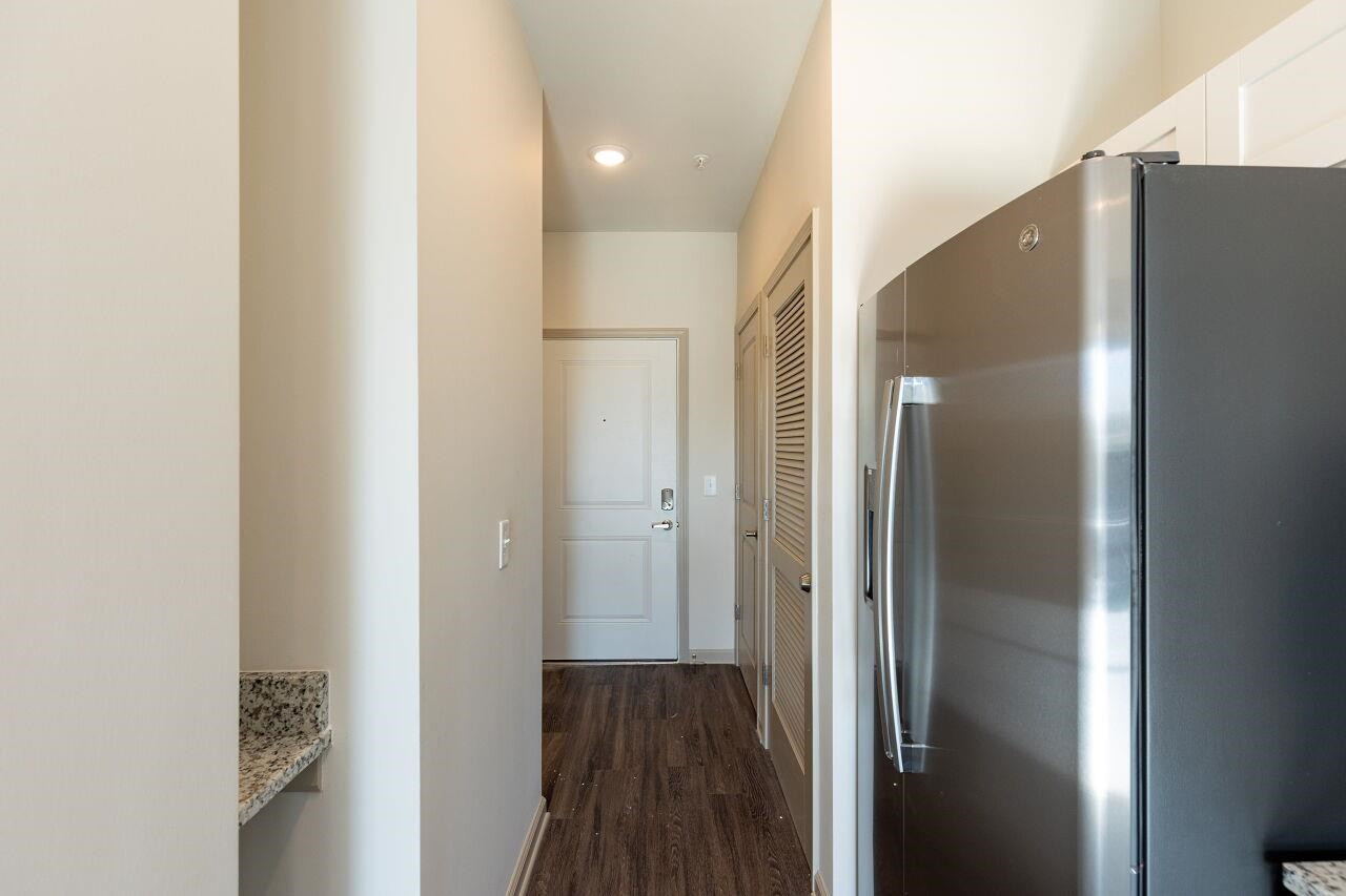 2210 Gathering Square Court Property Photo 8