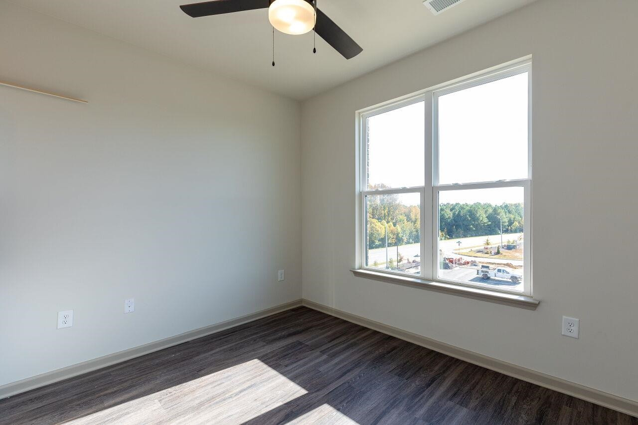 2210 Gathering Square Court Property Photo 14
