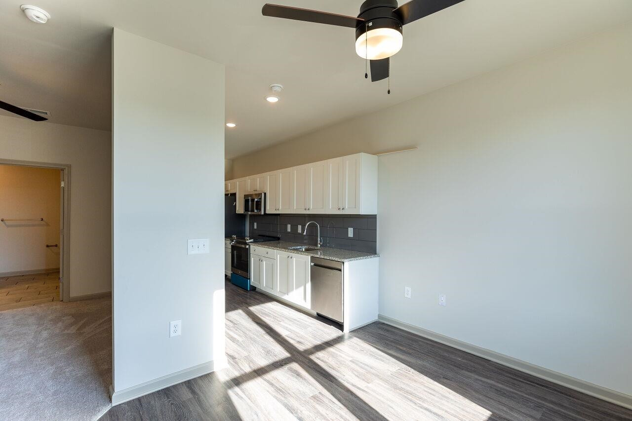 2210 Gathering Square Court Property Photo 16