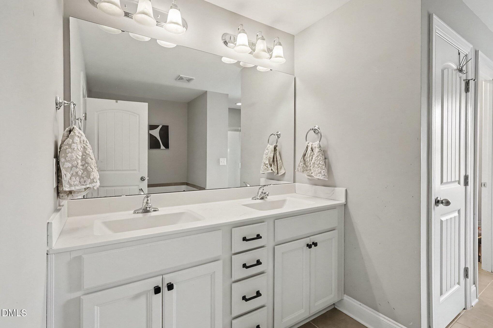 3405 Red Buckeye Court Property Photo 19