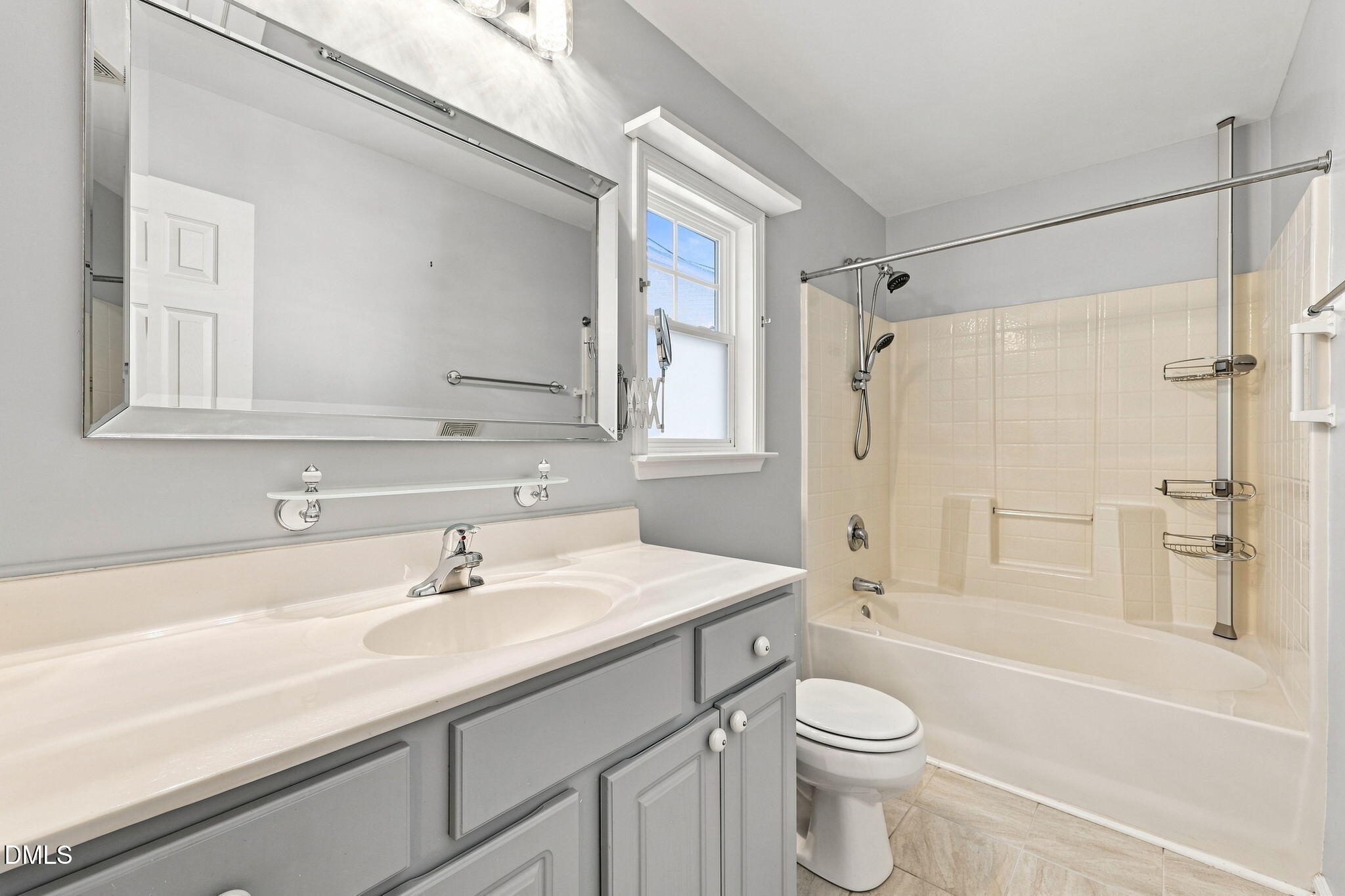 523 Elm Avenue Property Photo 14
