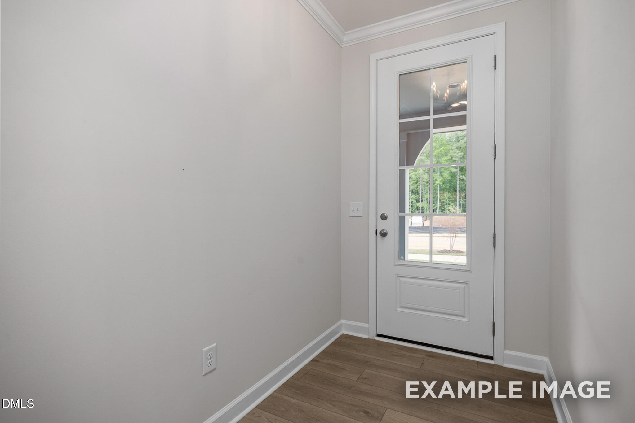 904 Diana Victoria Court Property Photo 11