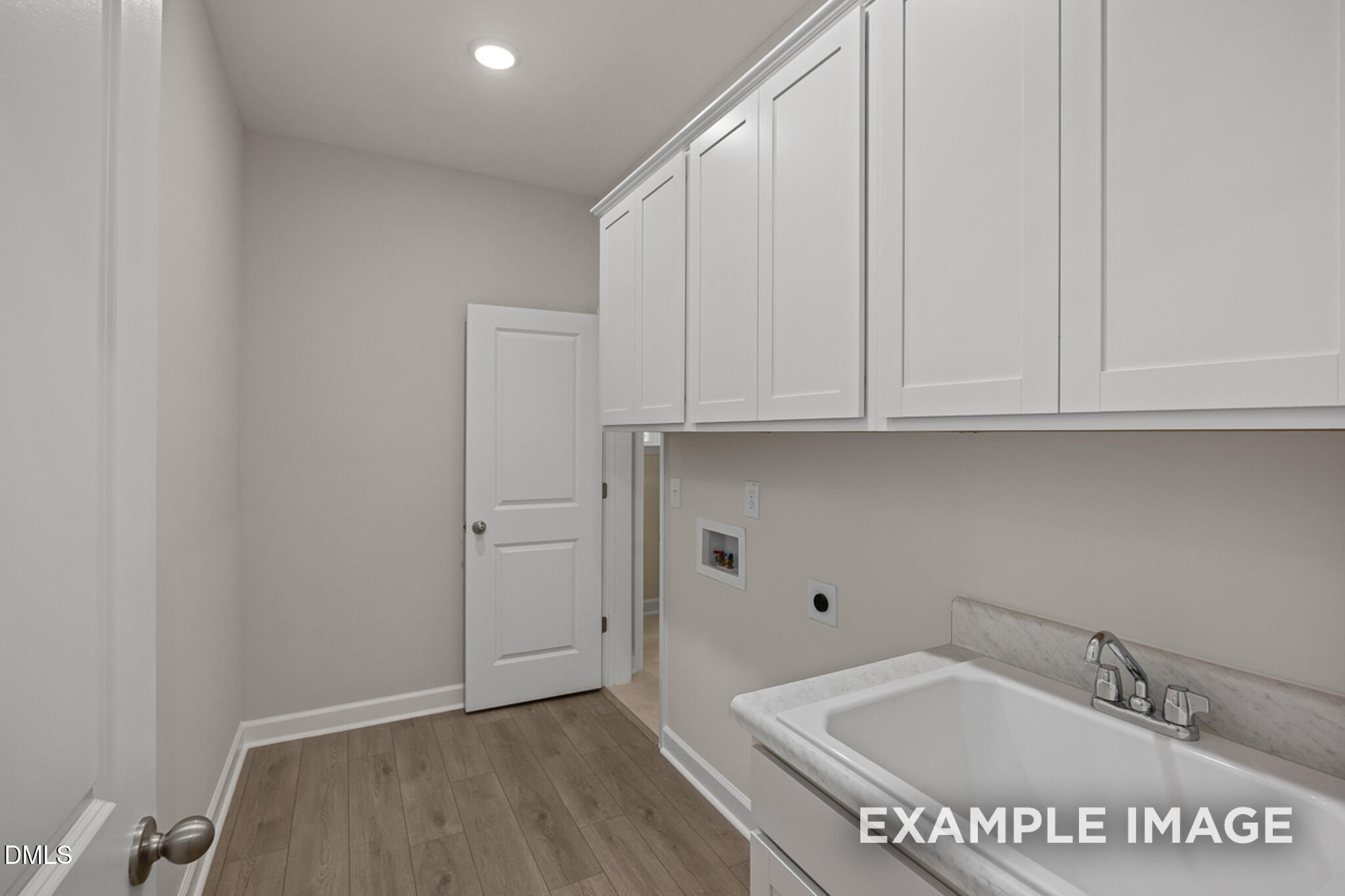 904 Diana Victoria Court Property Photo 15