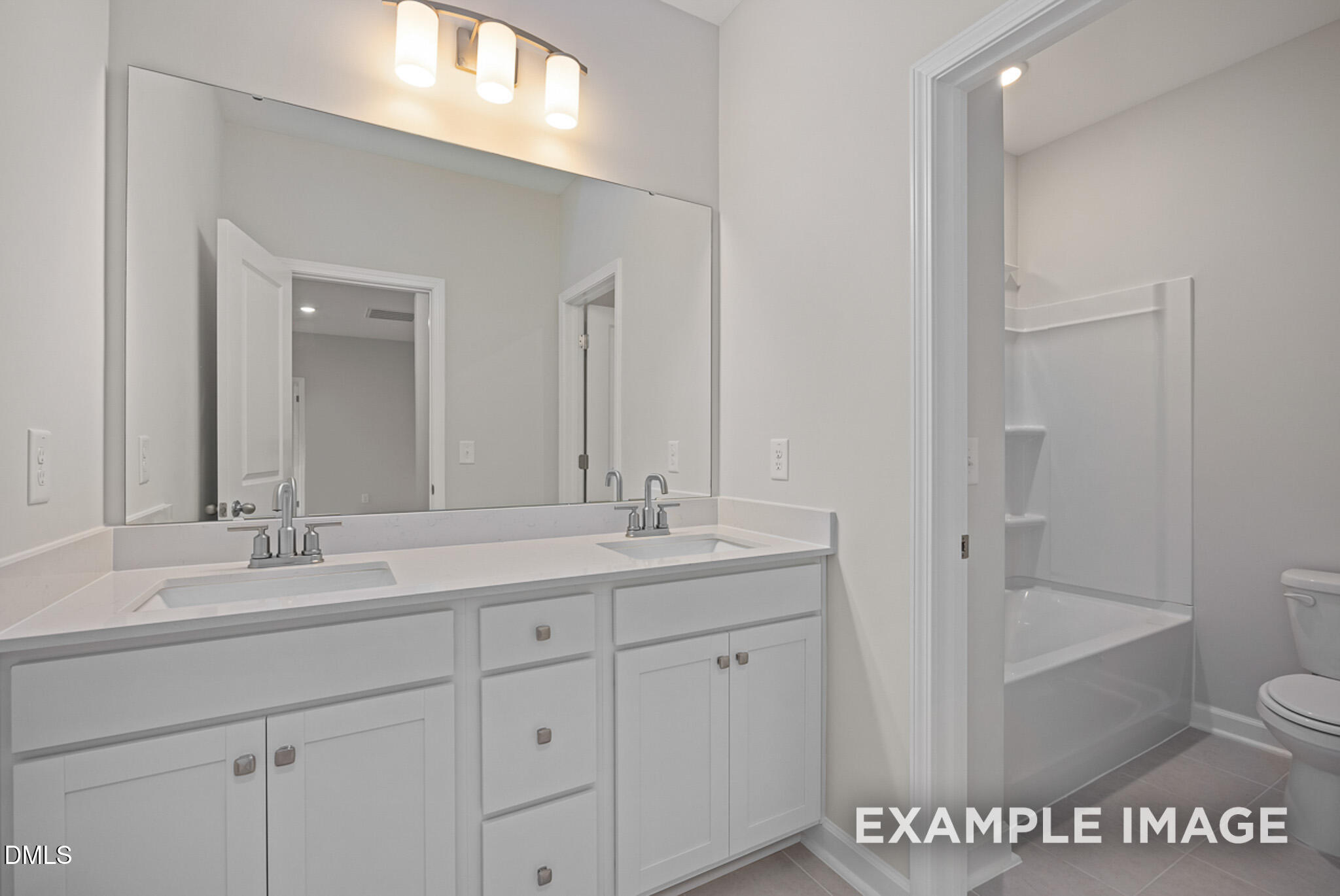 904 Diana Victoria Court Property Photo 28