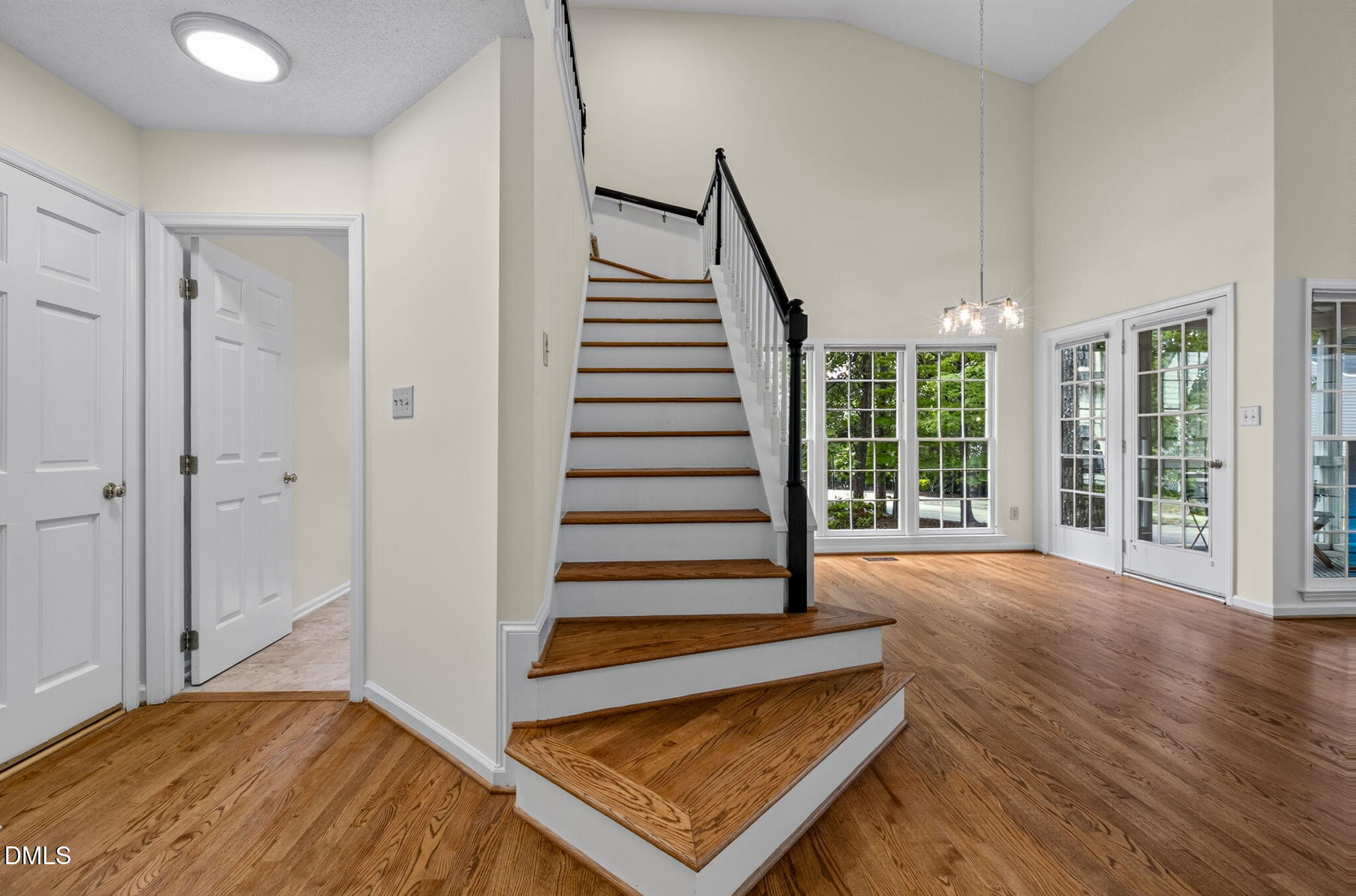 20 Renwick Court Property Photo 7