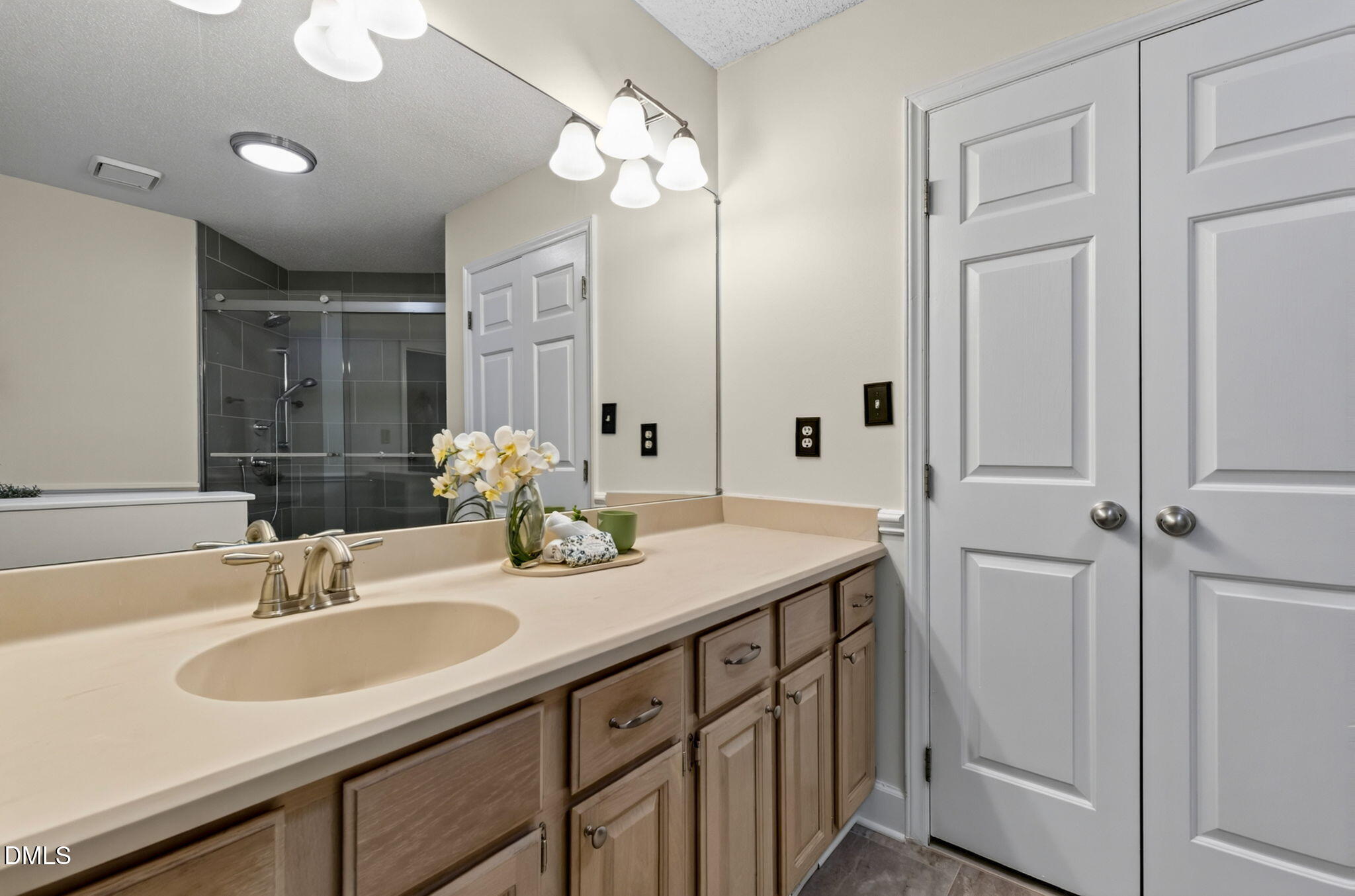 20 Renwick Court Property Photo 26