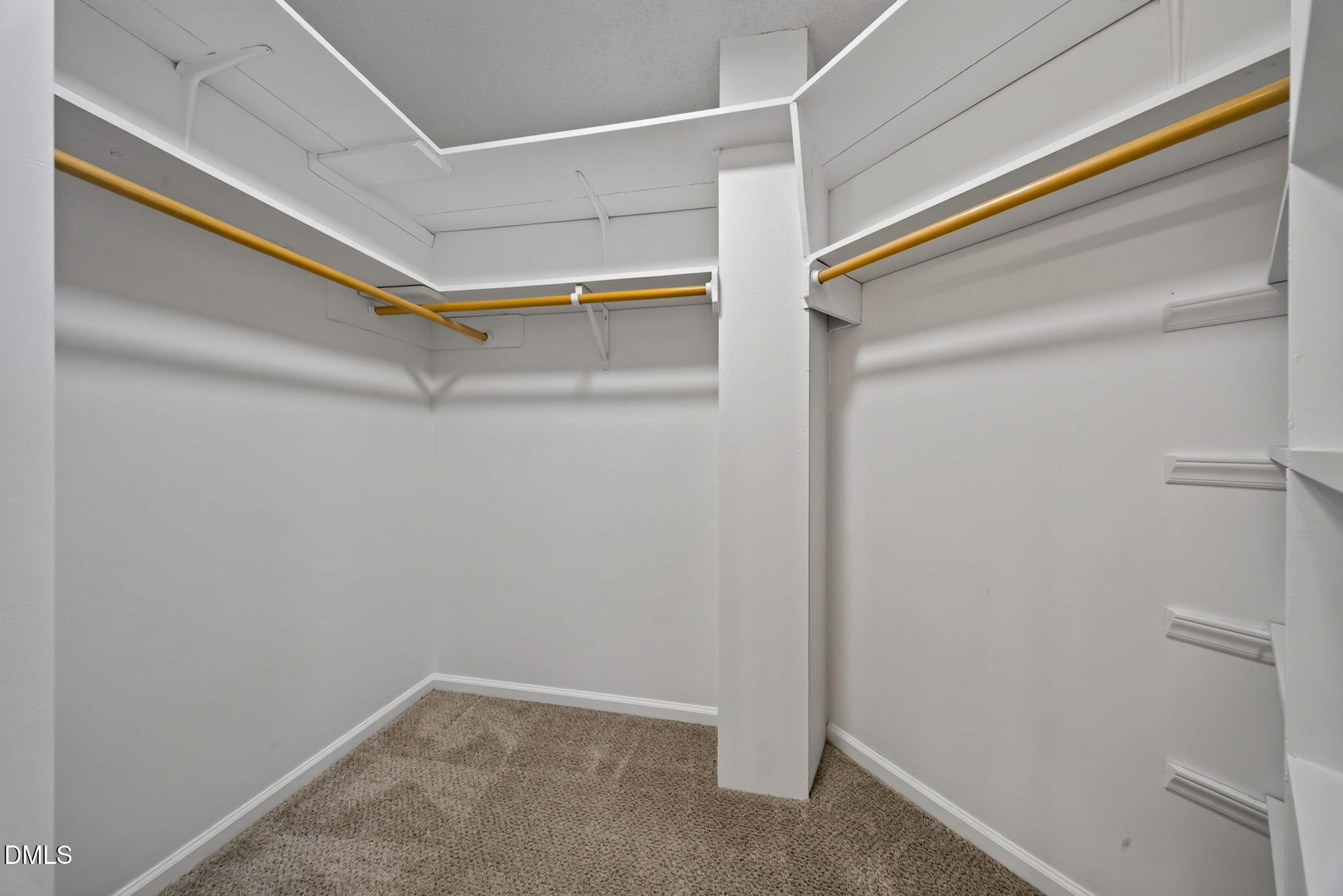 20 Renwick Court Property Photo 28