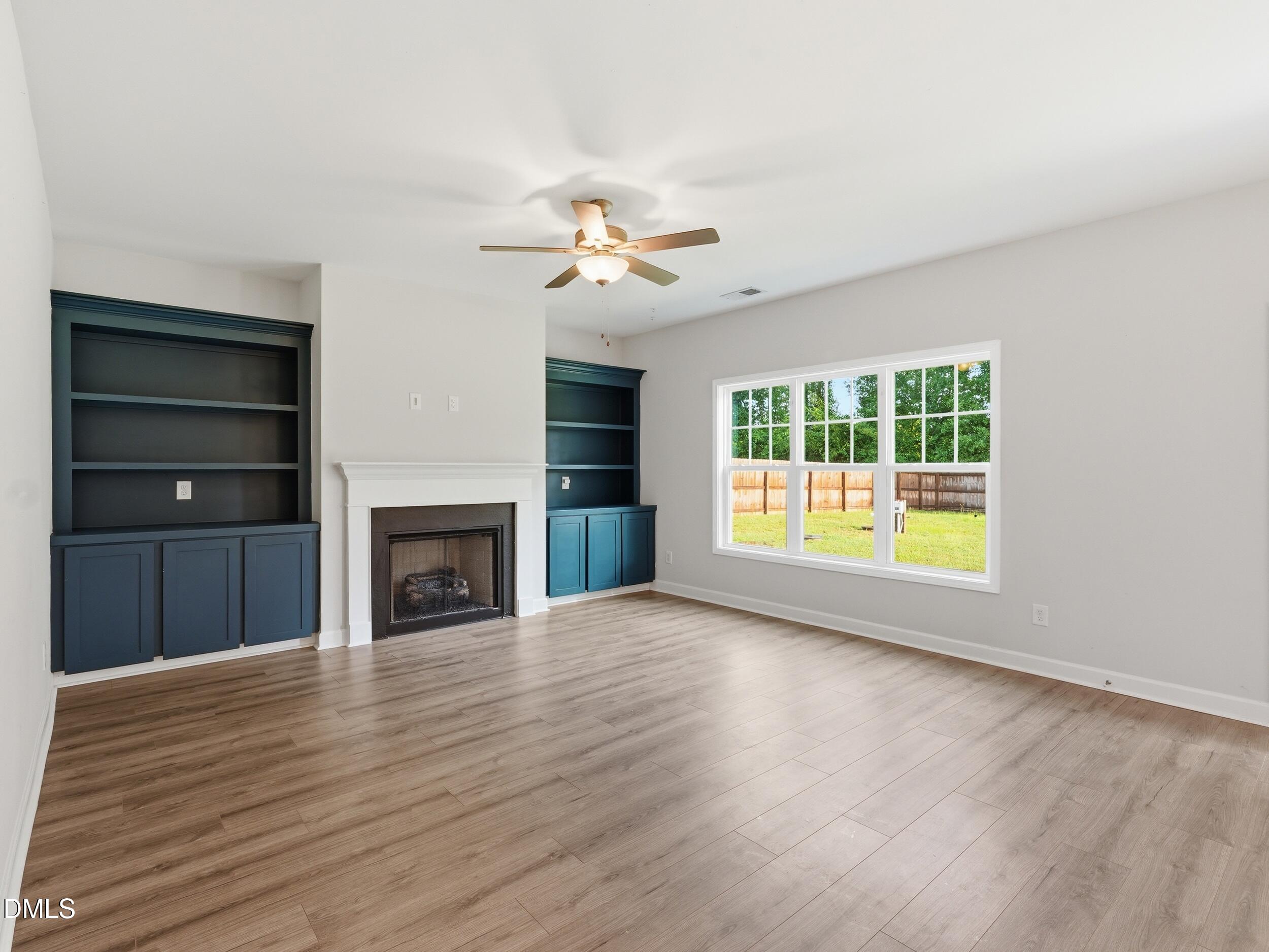 127 Looping Horse Circle Property Photo 15