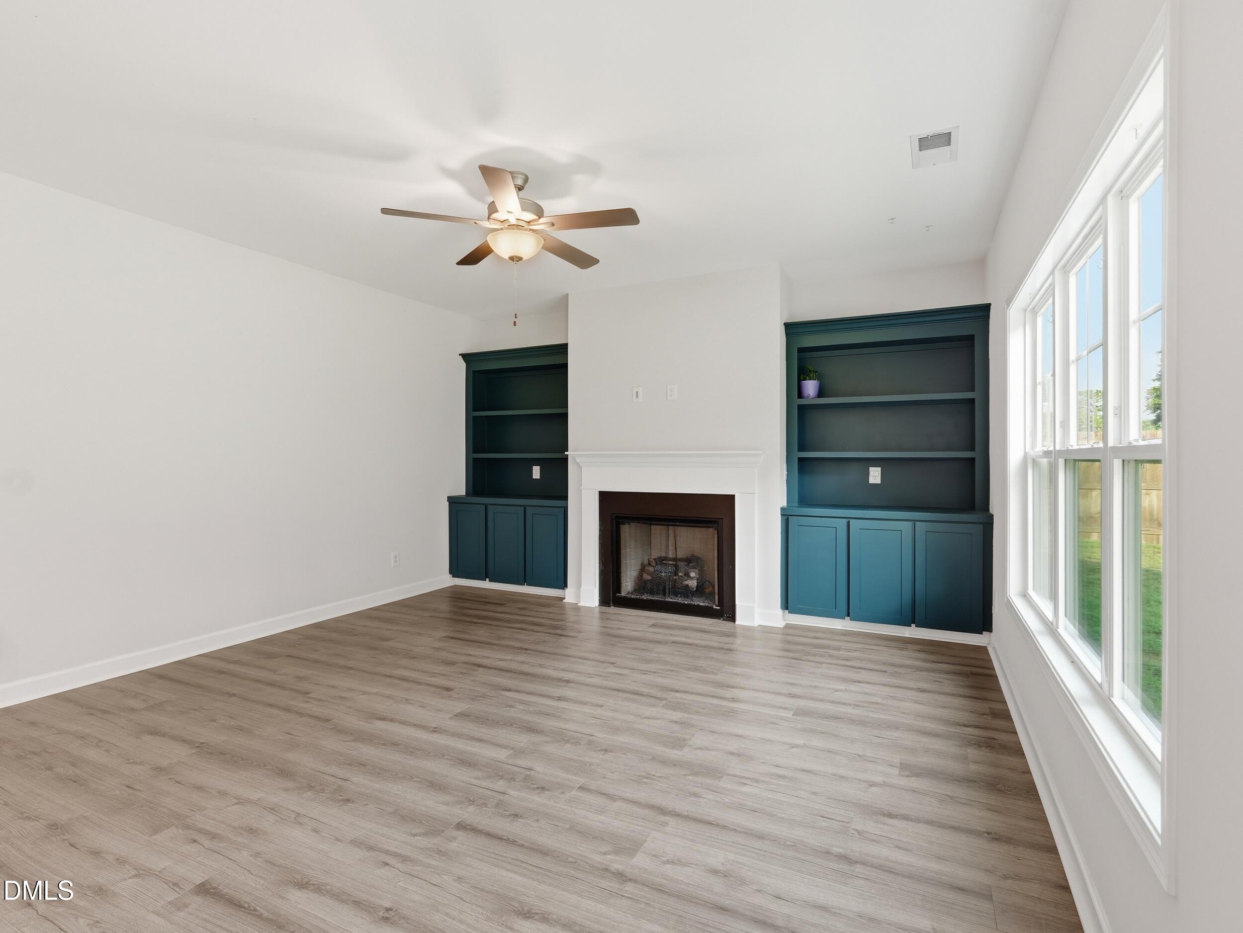 127 Looping Horse Circle Property Photo 16