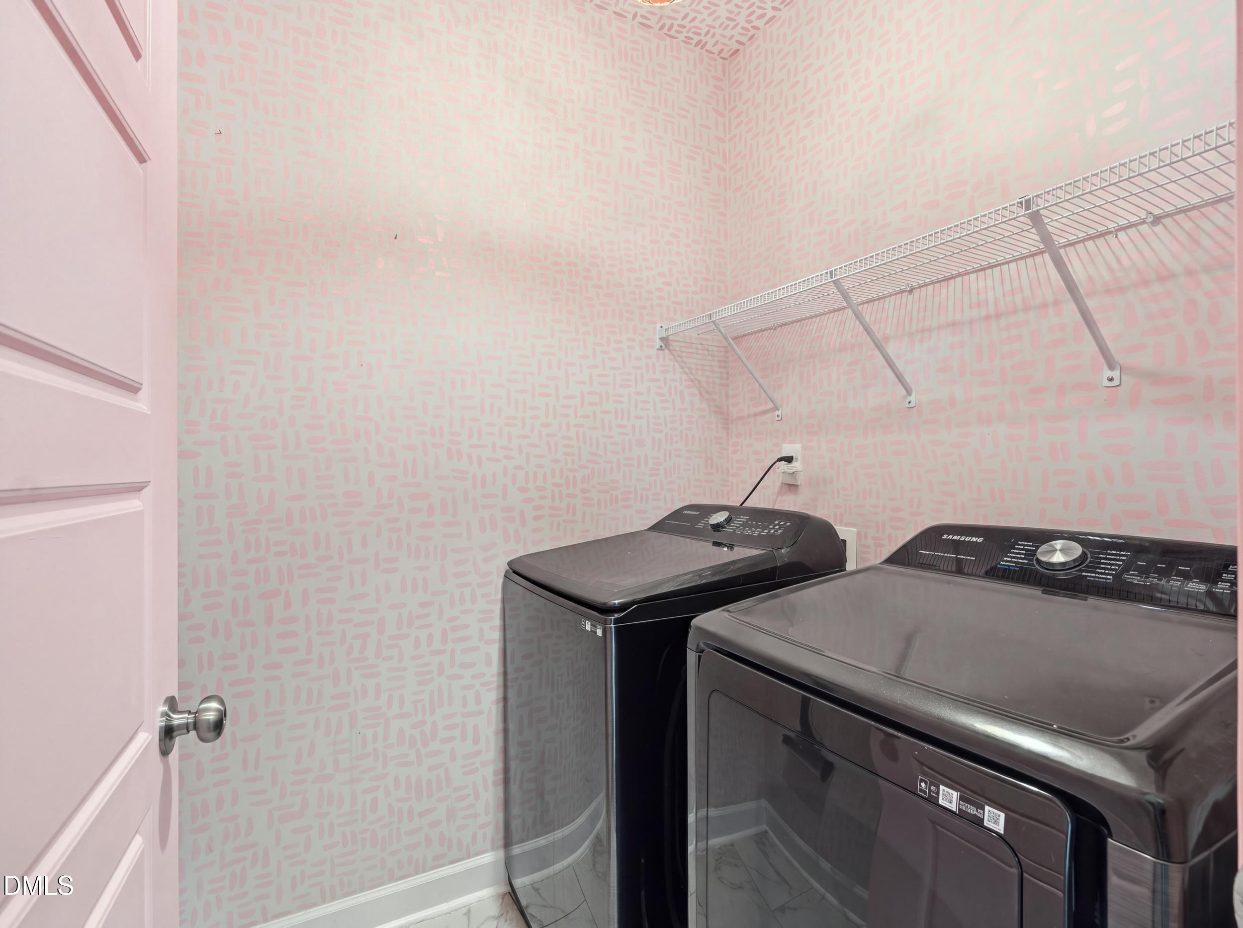 127 Looping Horse Circle Property Photo 24