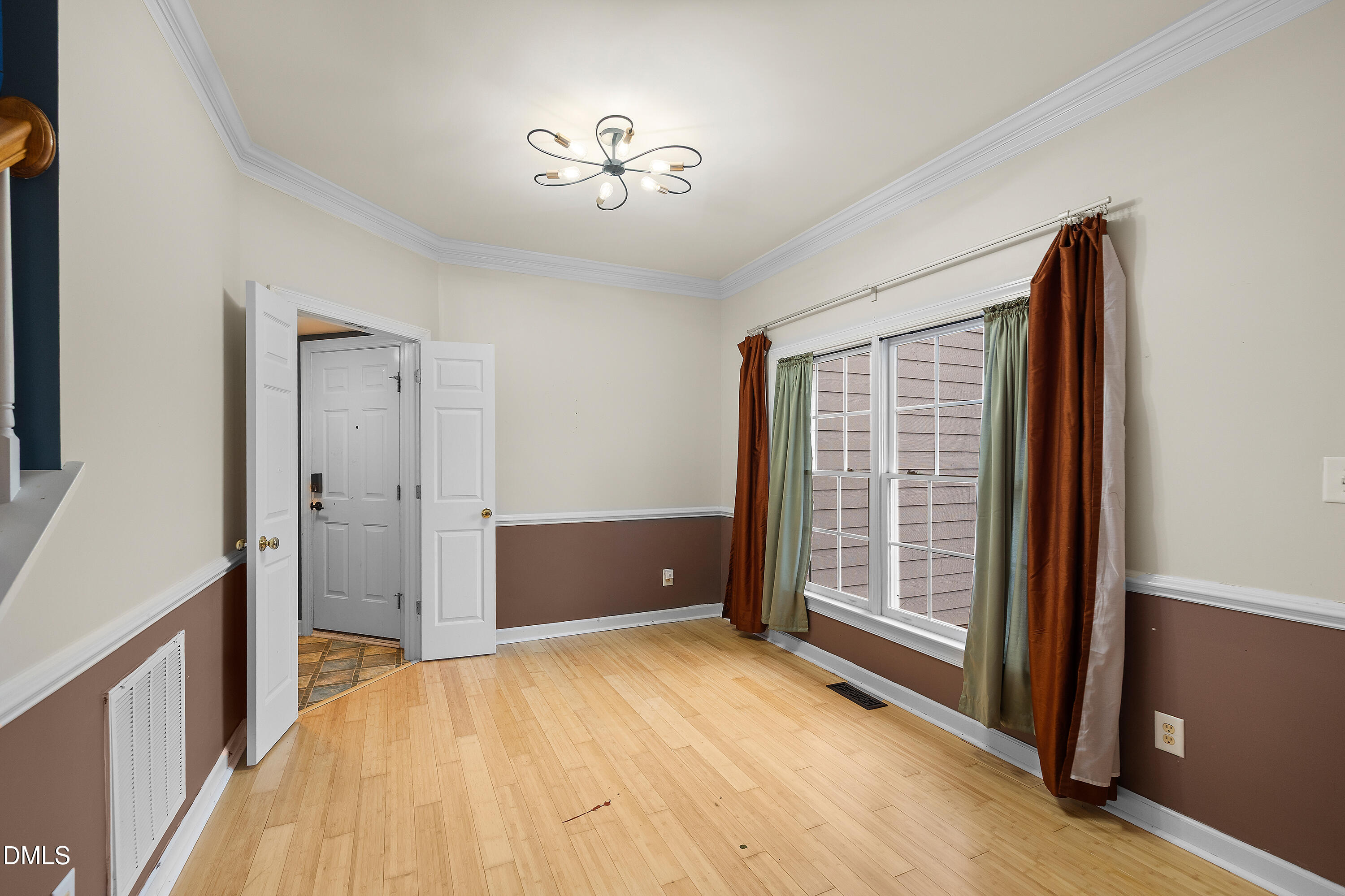 104 Wedgemere Street Property Photo 12