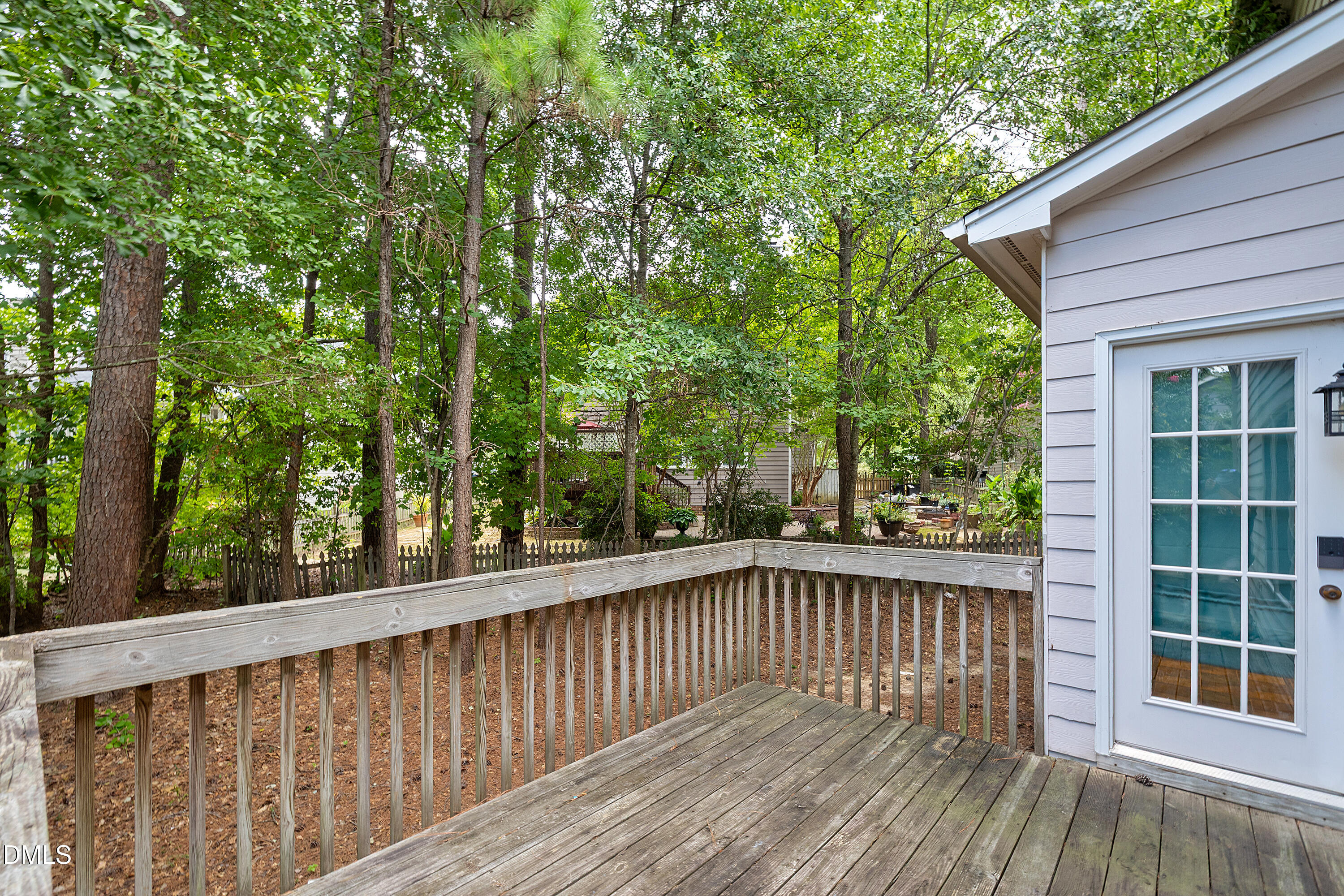 104 Wedgemere Street Property Photo 43
