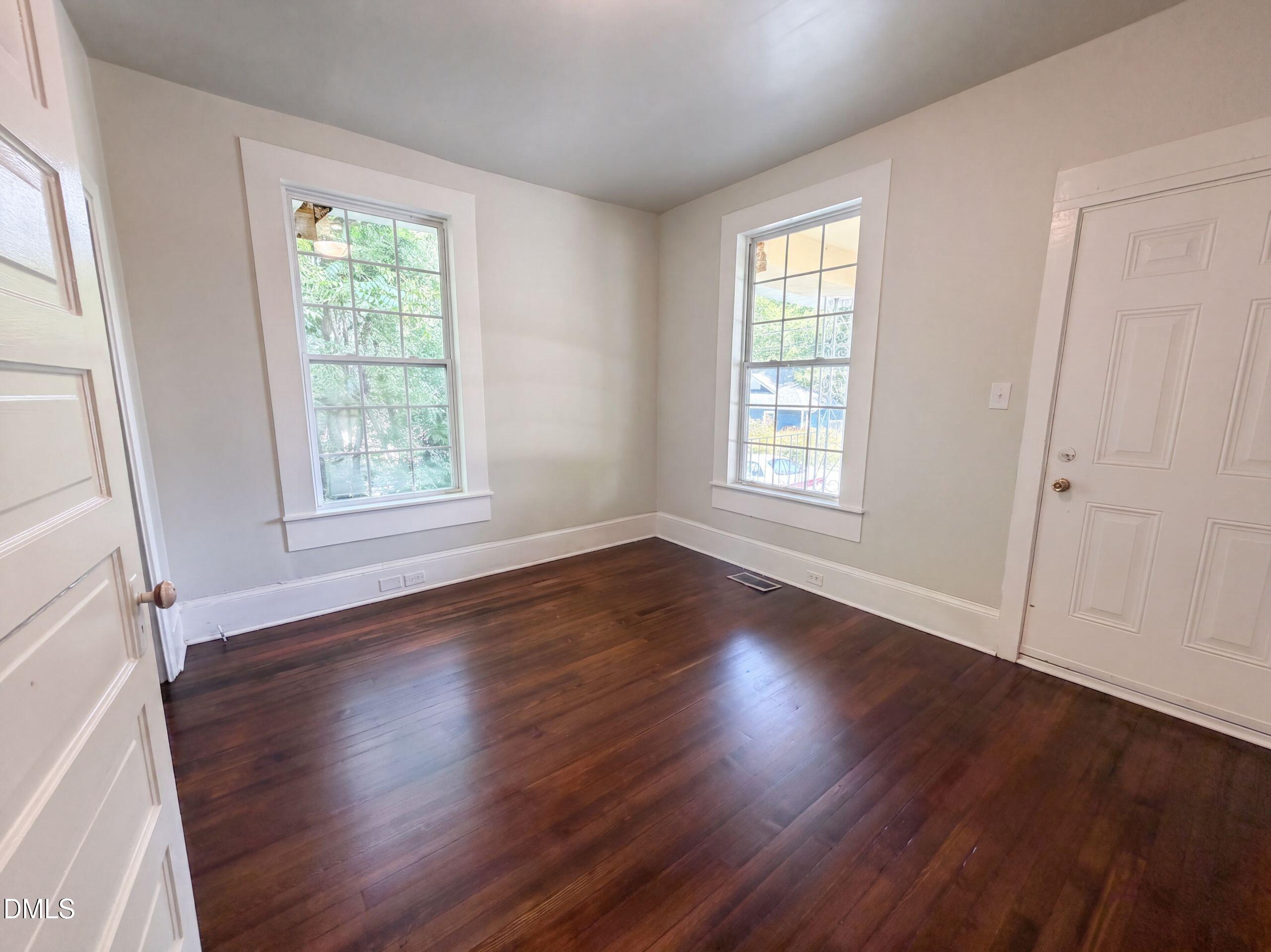 1108 Taylor Street Property Photo 6