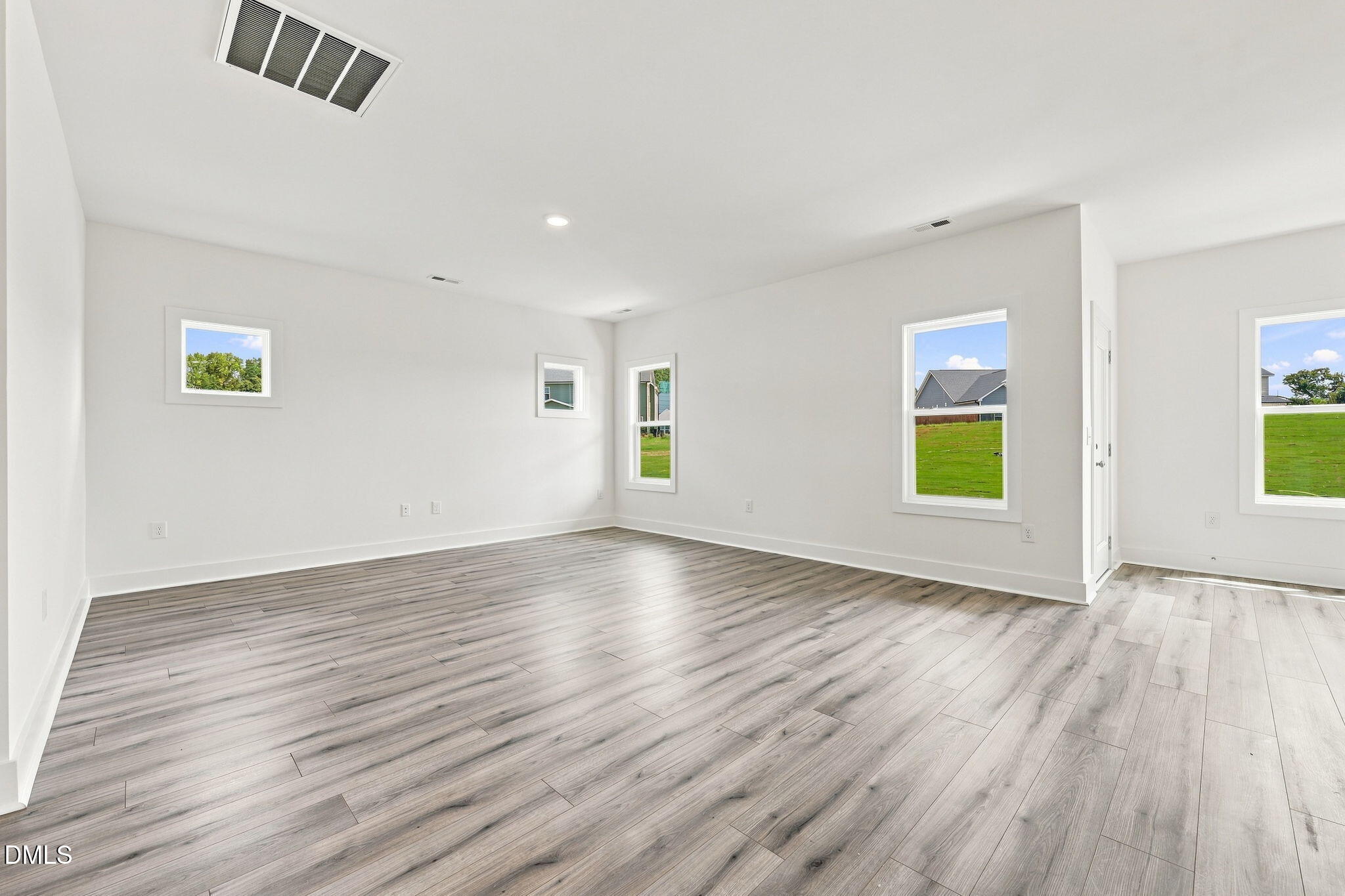 147 Grinnell Loop Property Photo 7