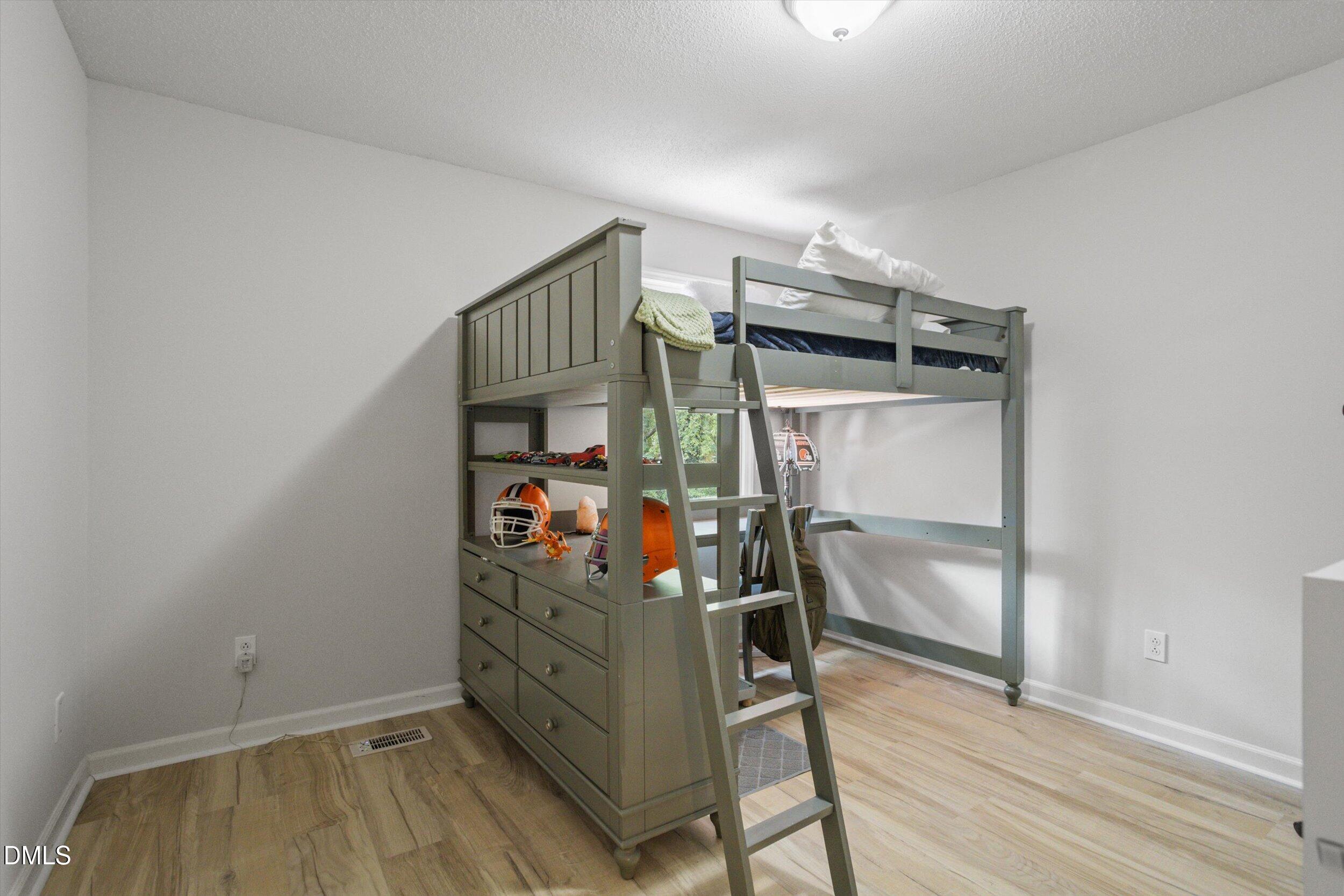 6402 Meadow View Drive Property Photo 16