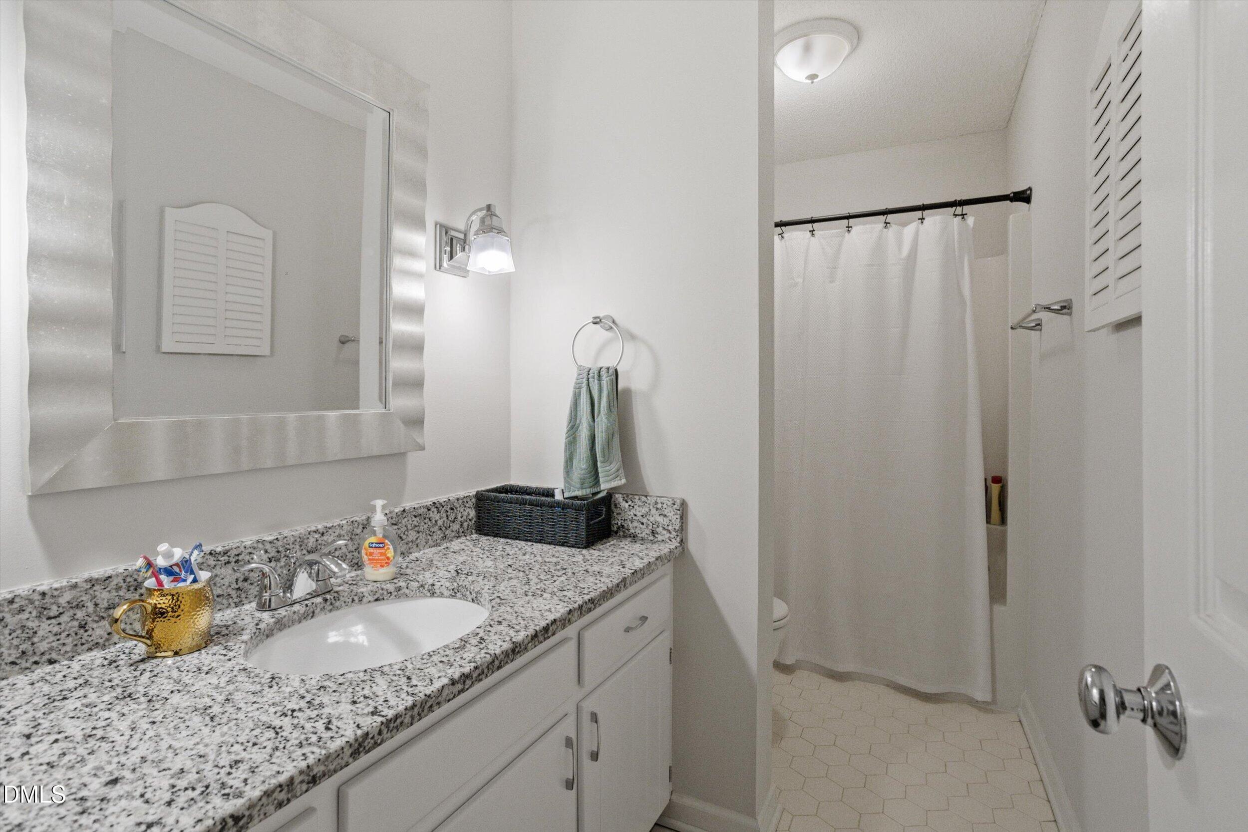 6402 Meadow View Drive Property Photo 19