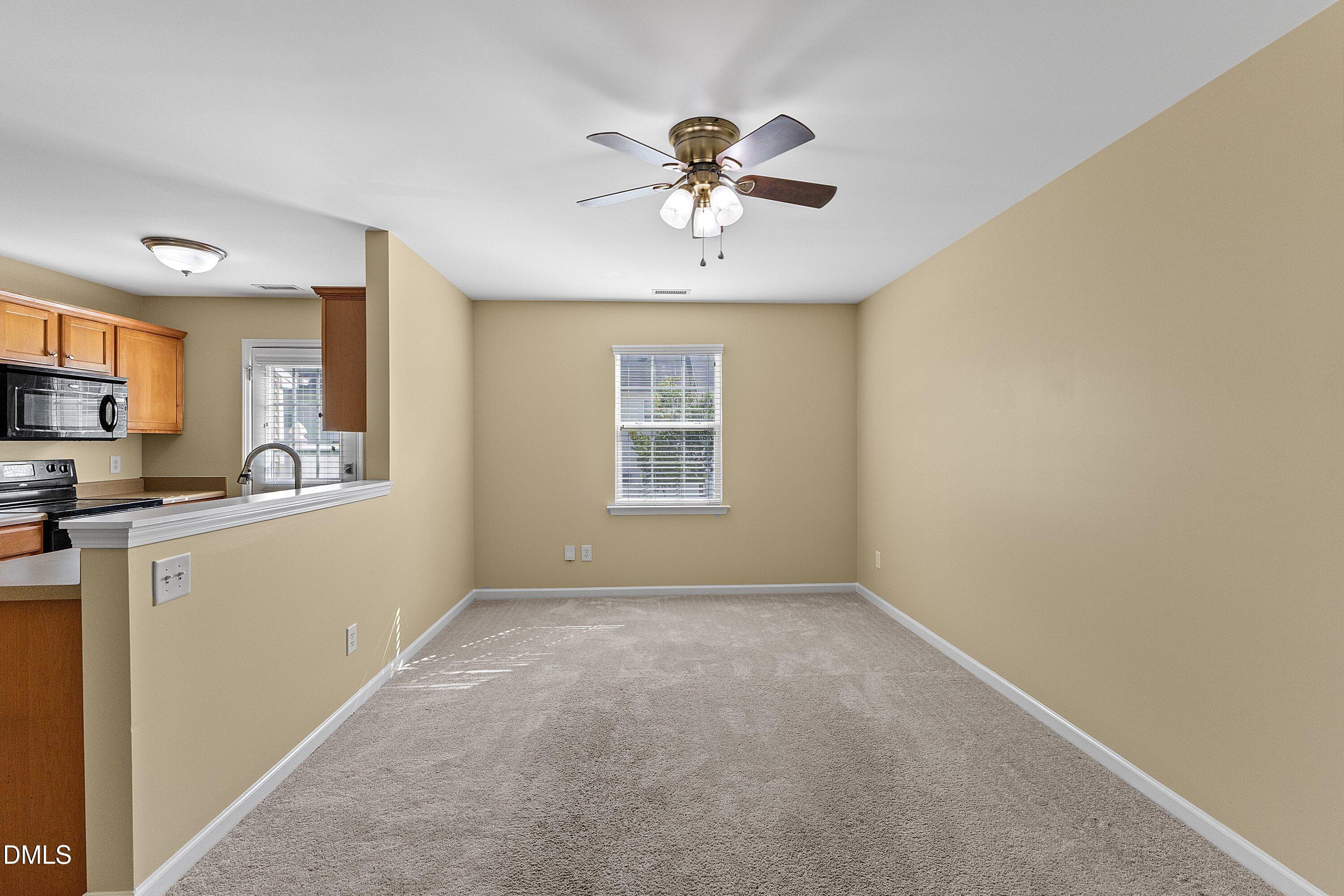 1942 Grassy Banks Drive Property Photo 5