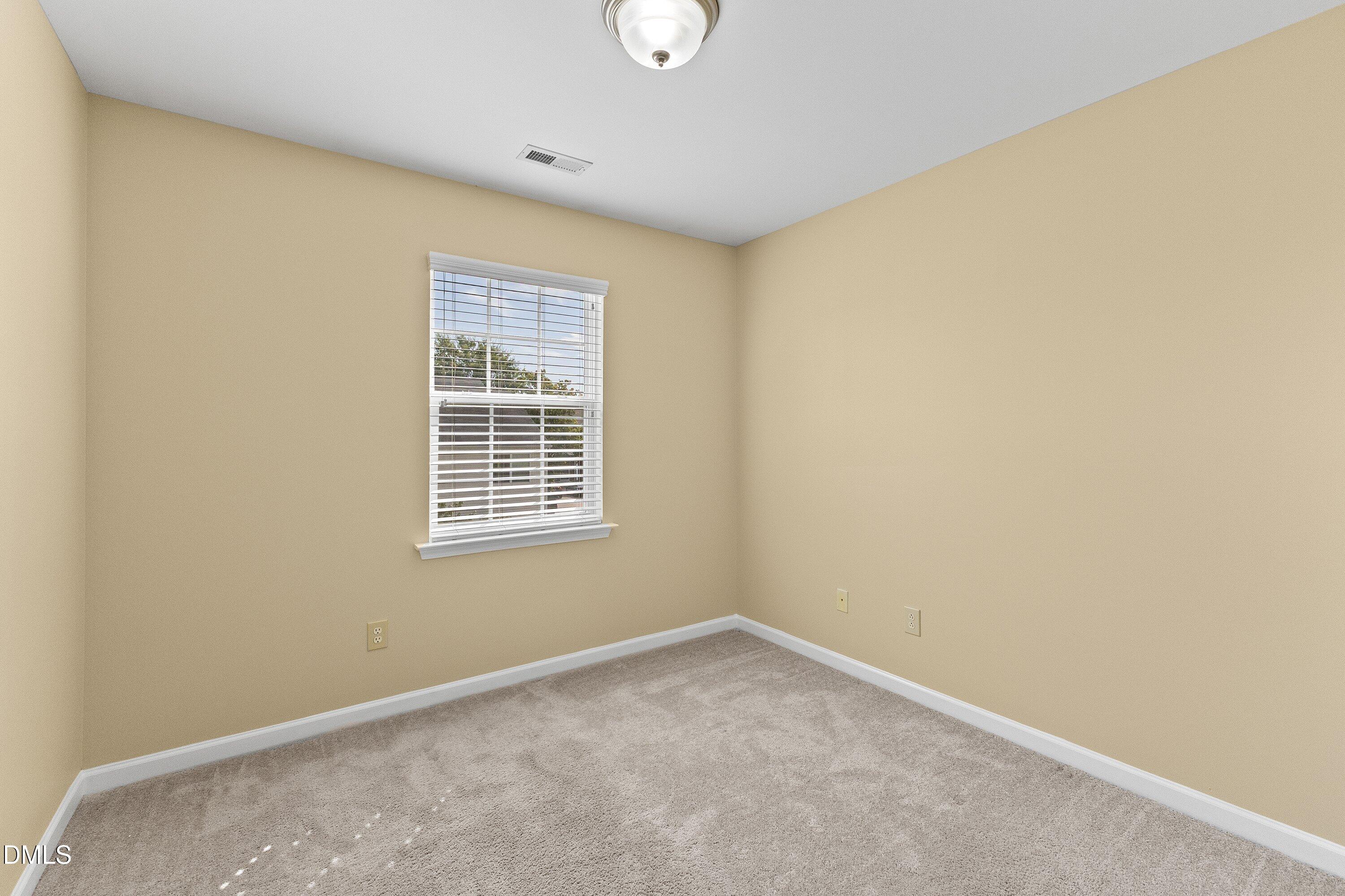 1942 Grassy Banks Drive Property Photo 22