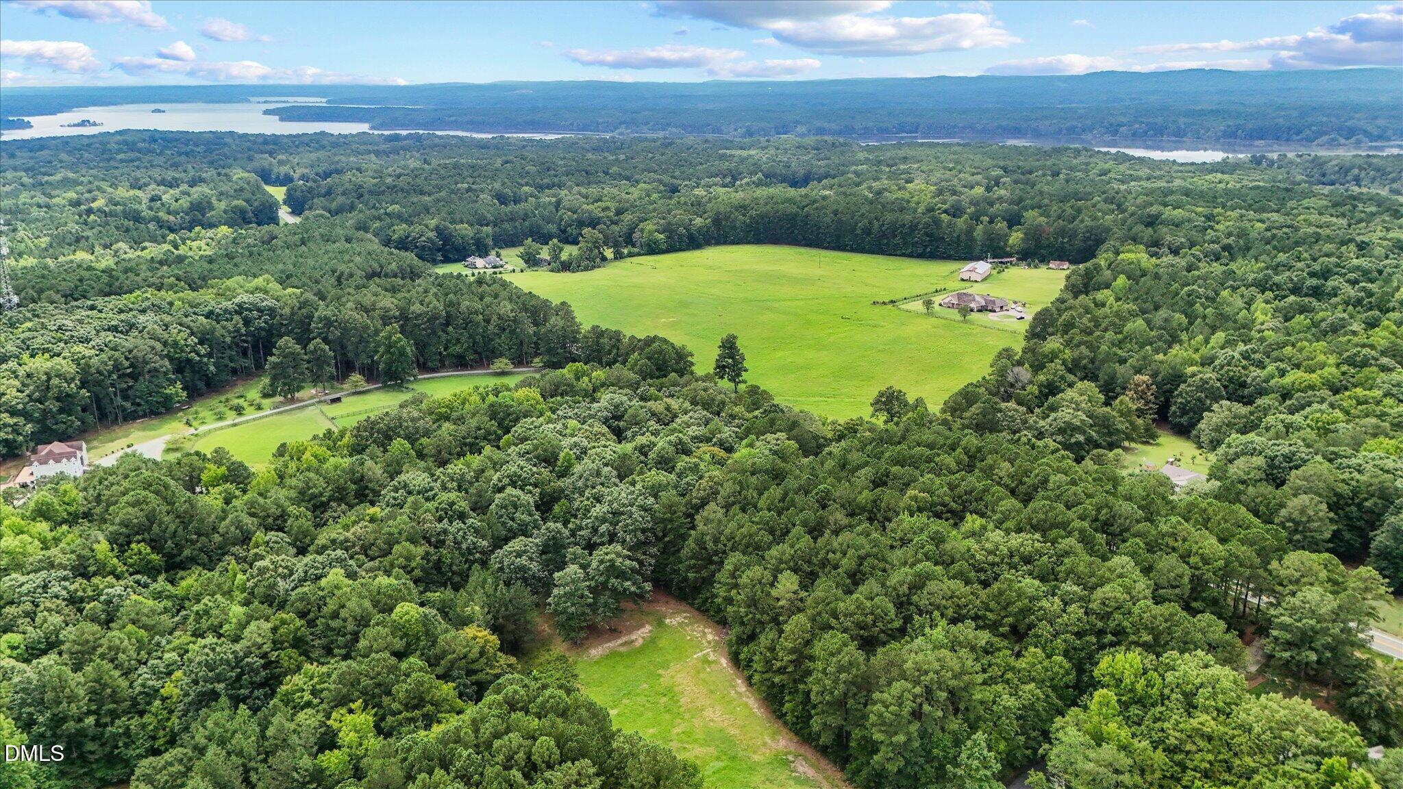 751 Nc-751 Property Photo 1
