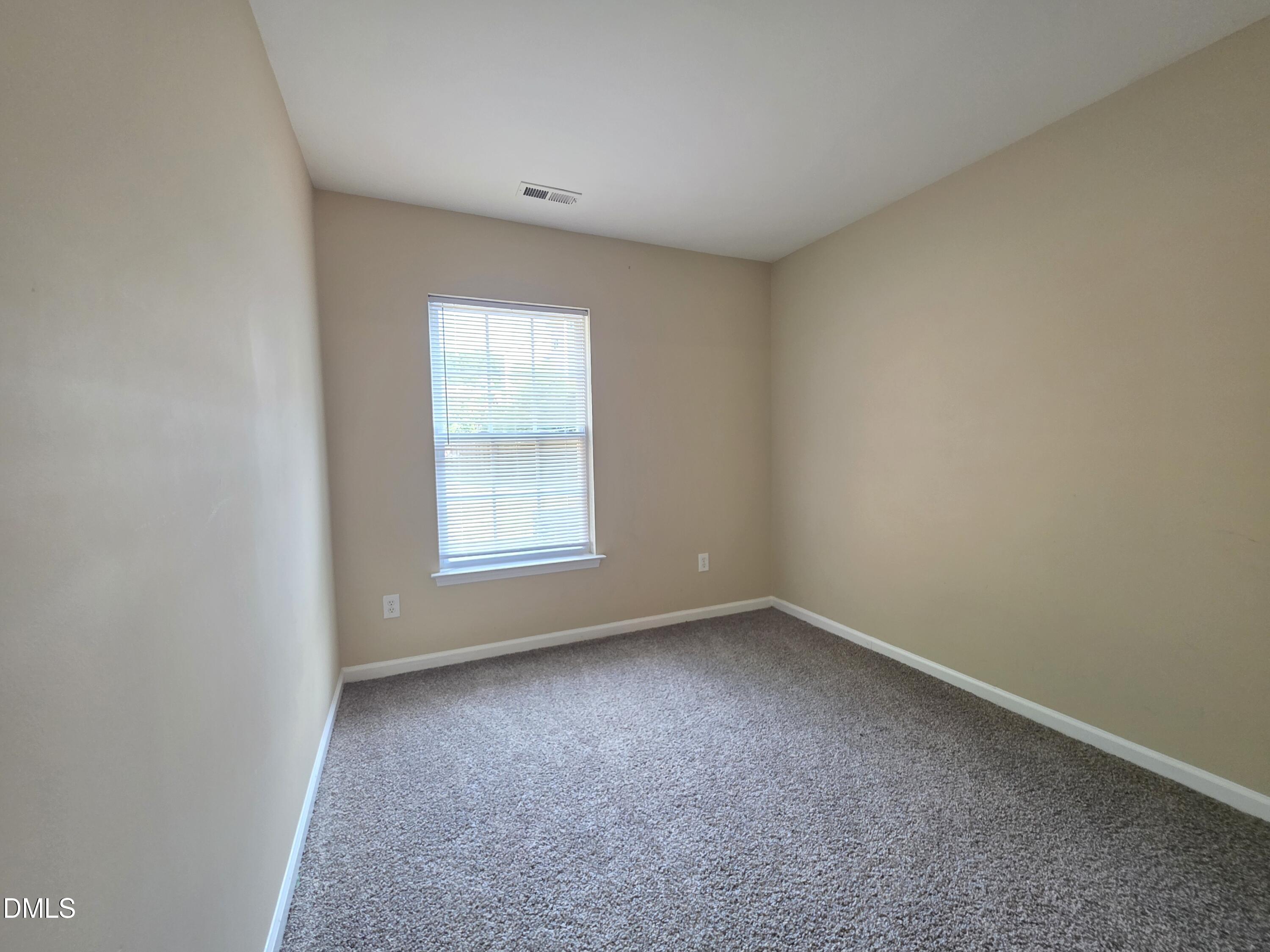 5051 Neuse Commons Lane Property Photo 17