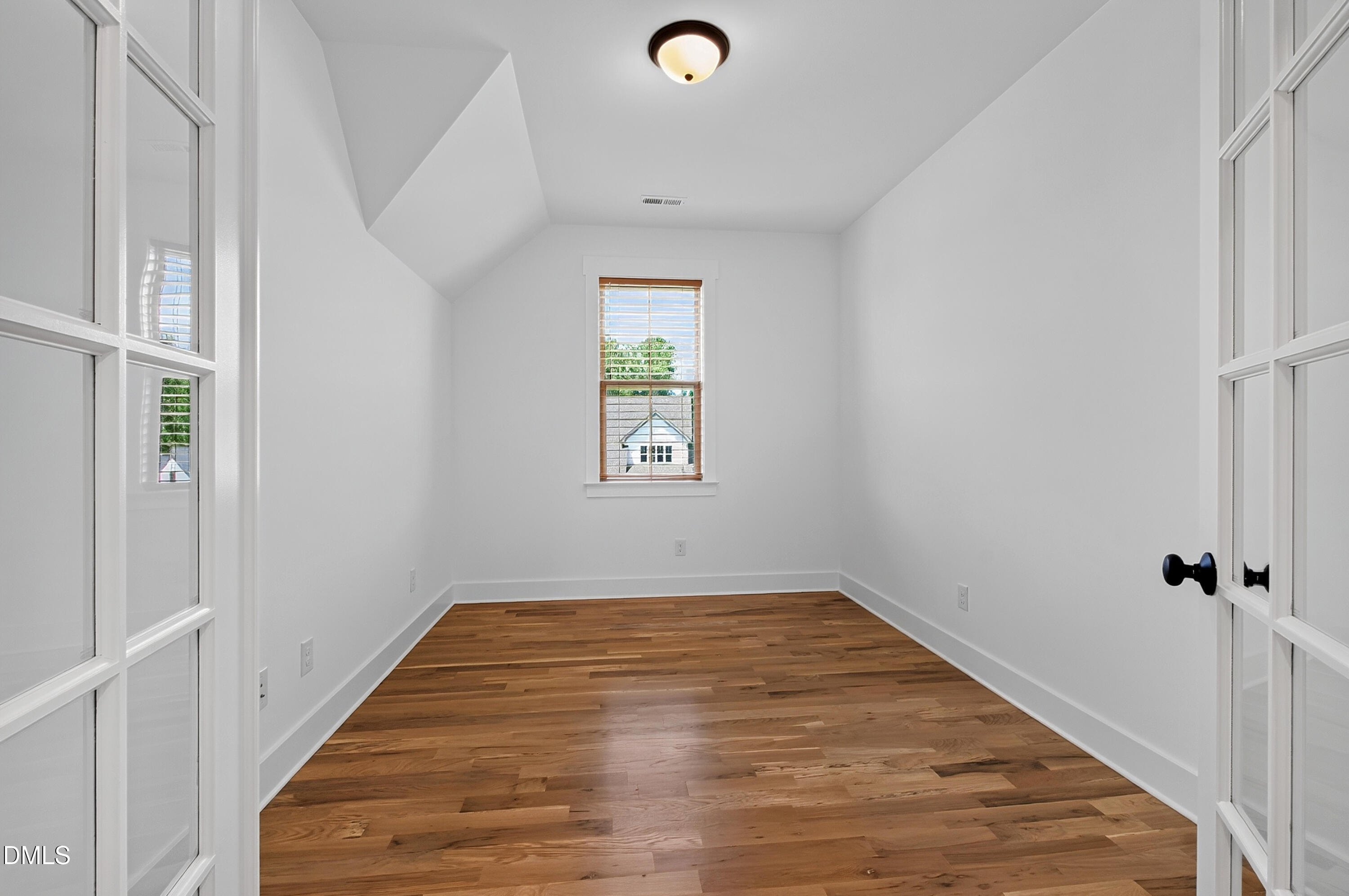 8012 Woodcross Way Property Photo 53
