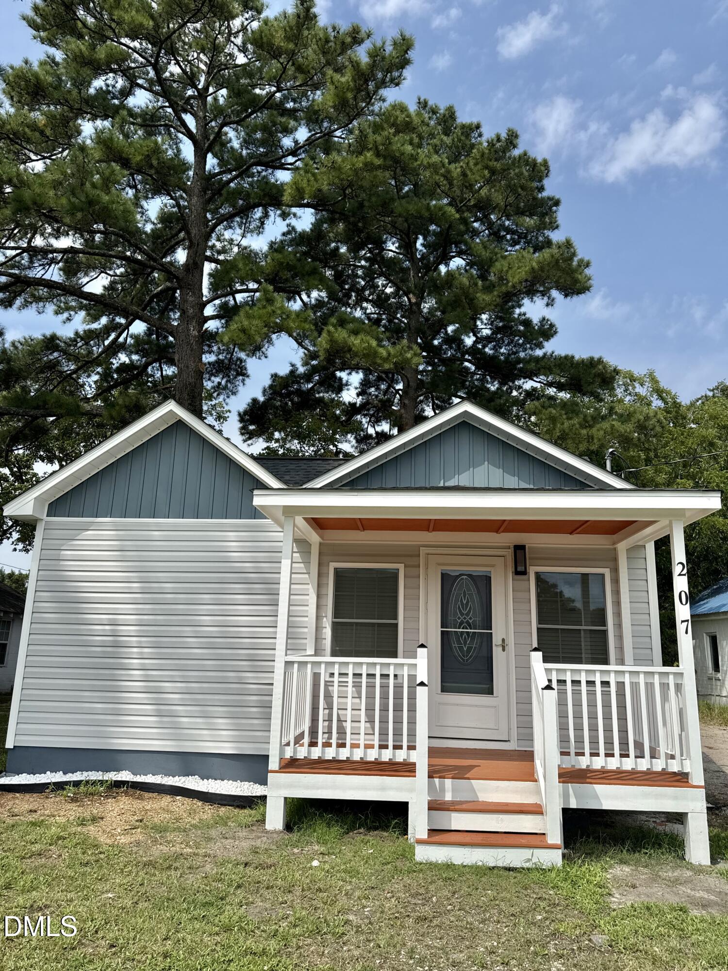 207 Cochran Street