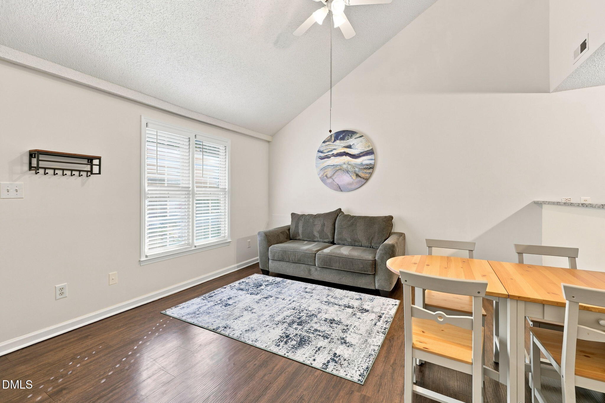 4 Crystal Oaks Court Property Photo 6