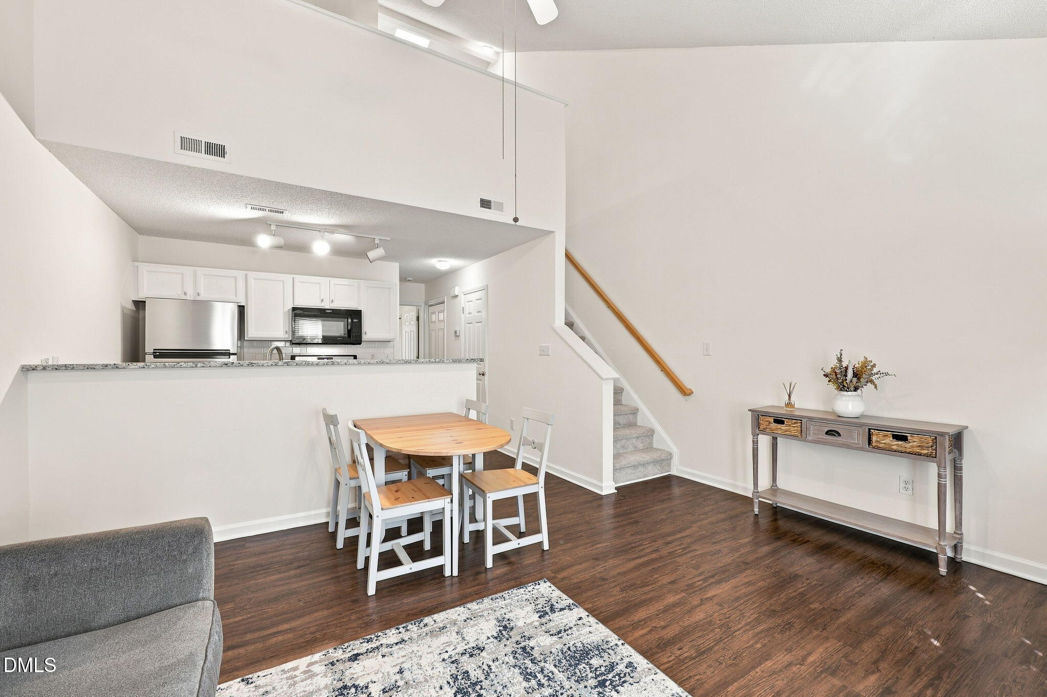 4 Crystal Oaks Court Property Photo 8