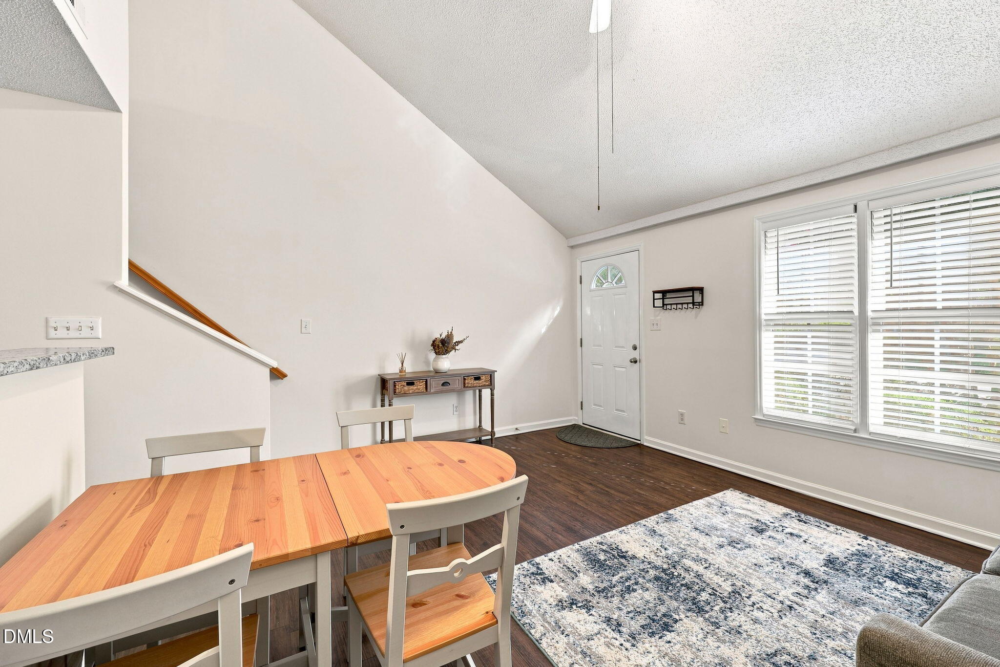 4 Crystal Oaks Court Property Photo 9