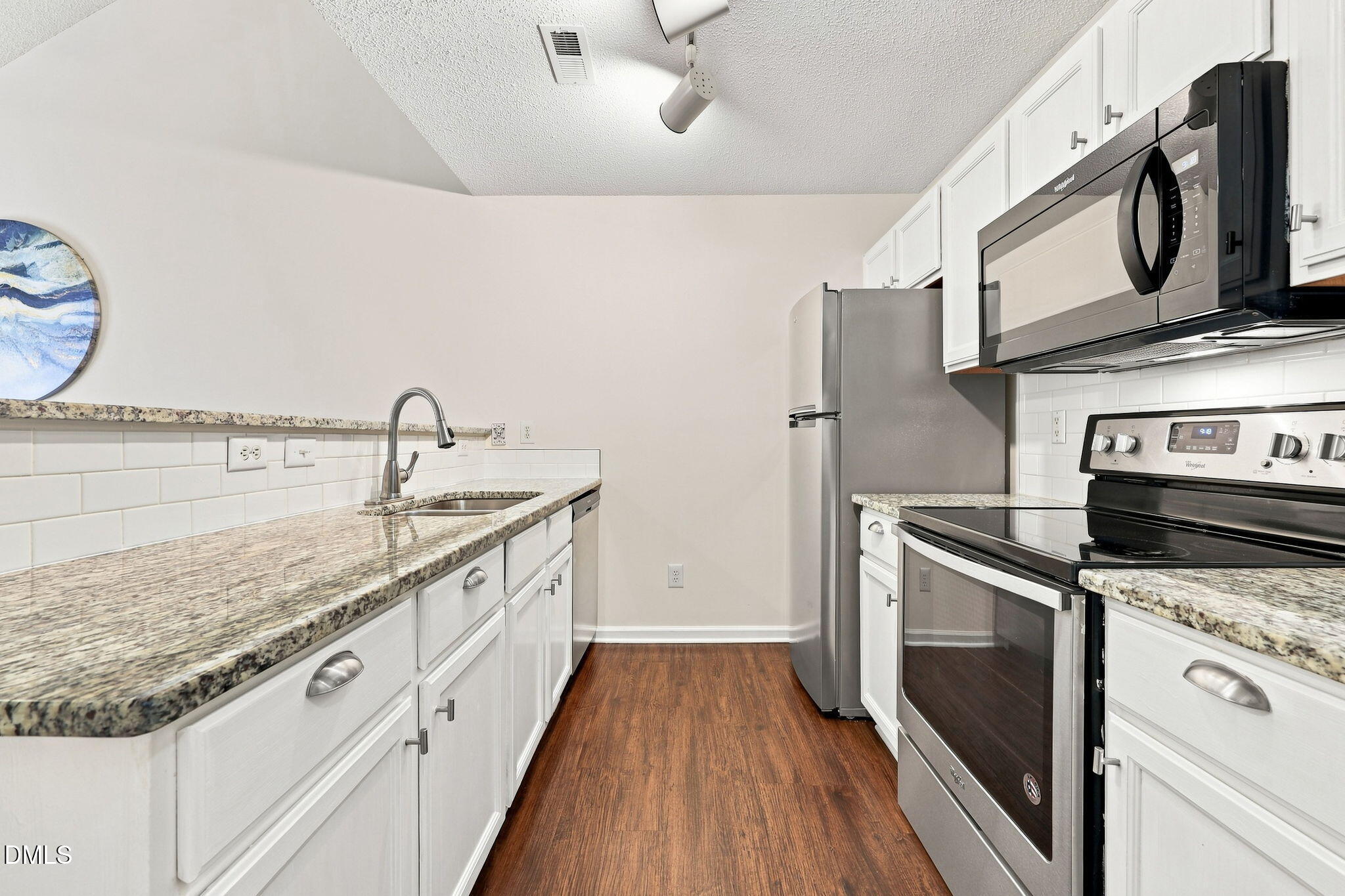 4 Crystal Oaks Court Property Photo 12
