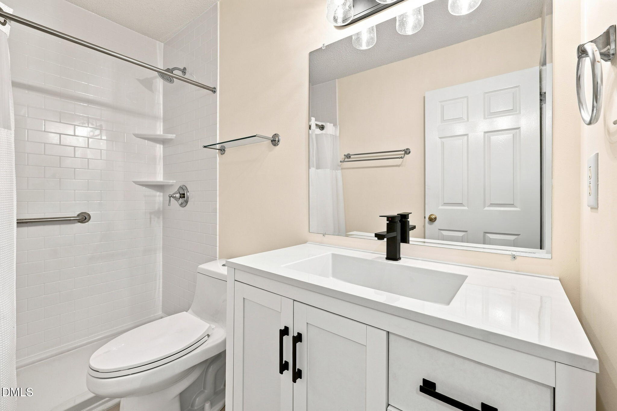 4 Crystal Oaks Court Property Photo 21