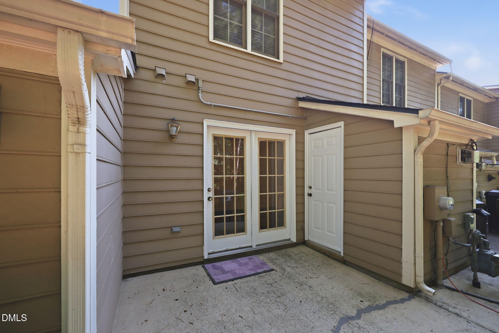 4 Crystal Oaks Court Property Photo 32