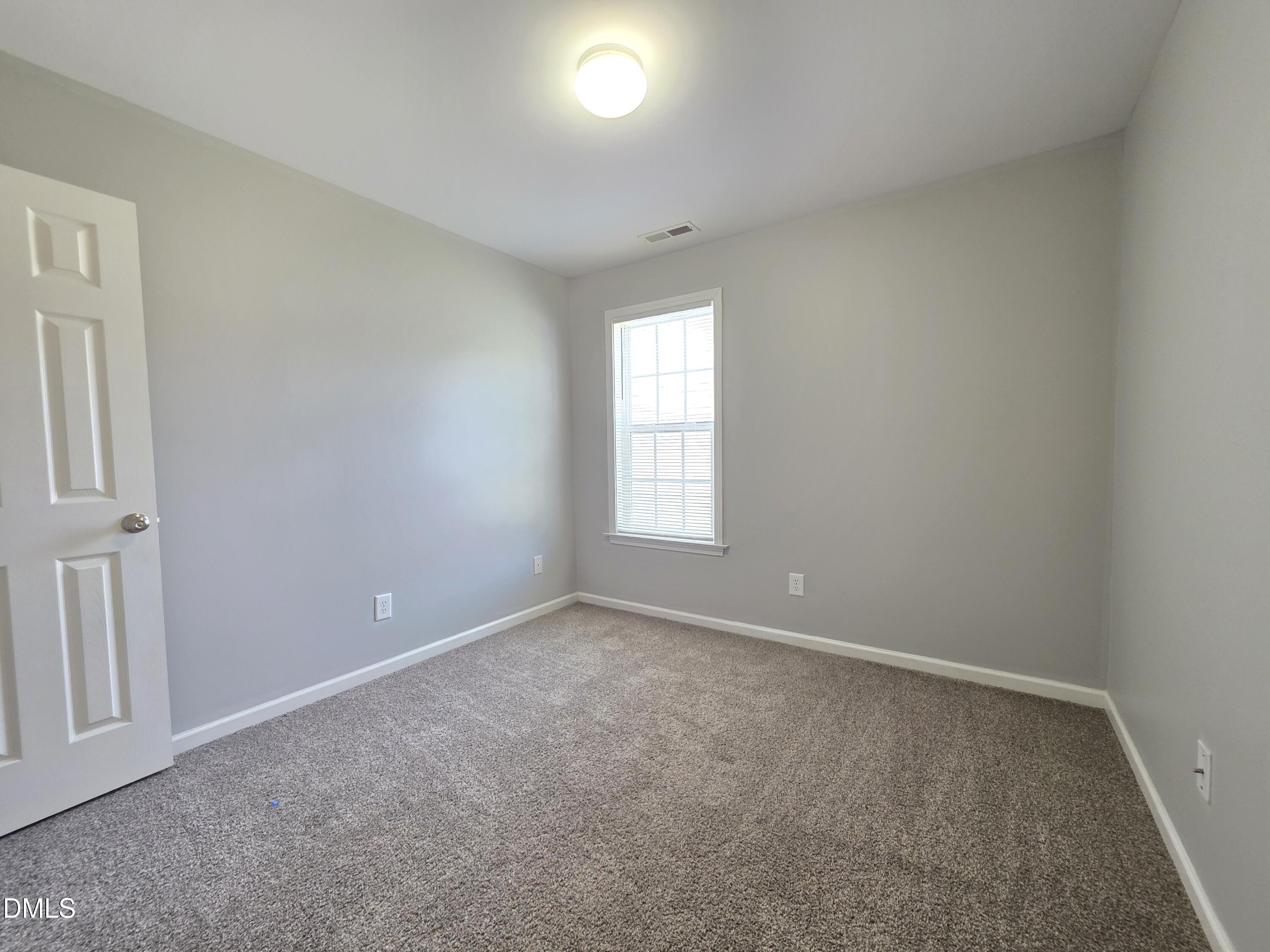 306 Whitehall Court Property Photo 13