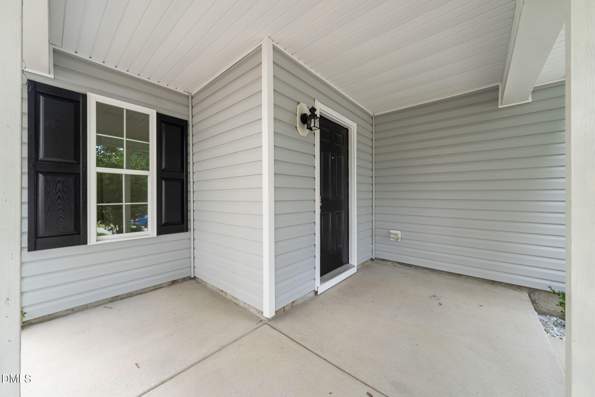 6620 Summer Grove Street Property Photo 2