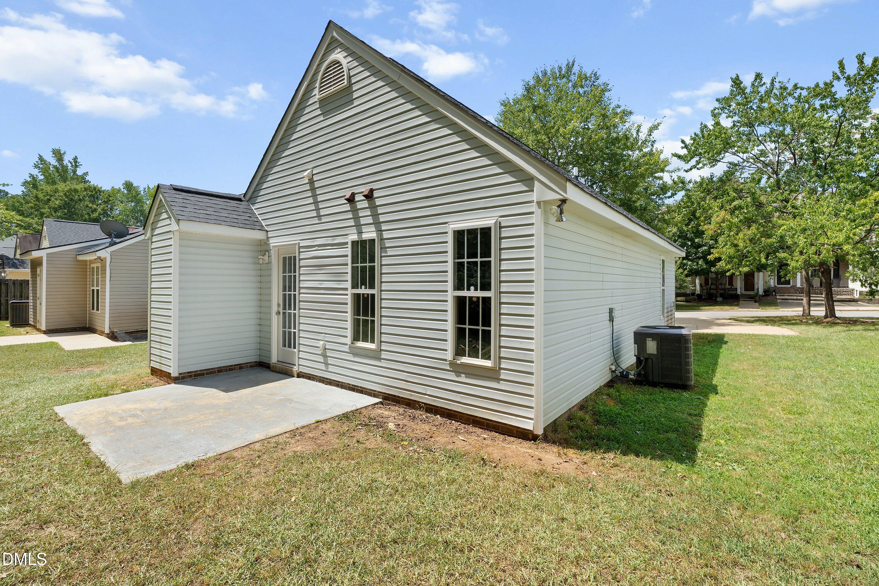 210 Highgate Circle Property Photo 27