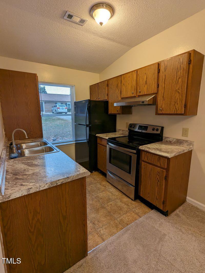 2616 Stewart Drive C Property Photo 10
